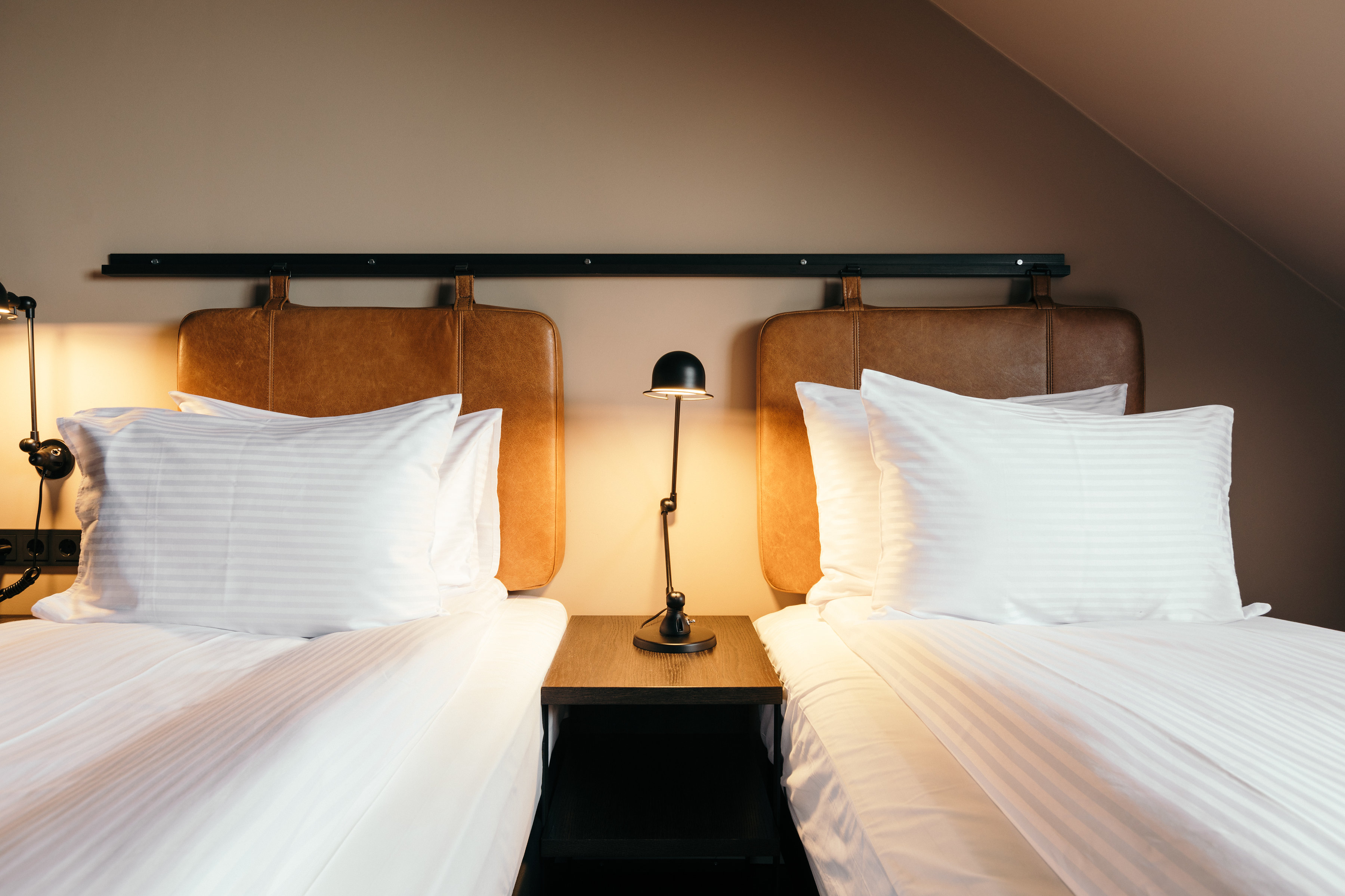 Double or Twin Standard