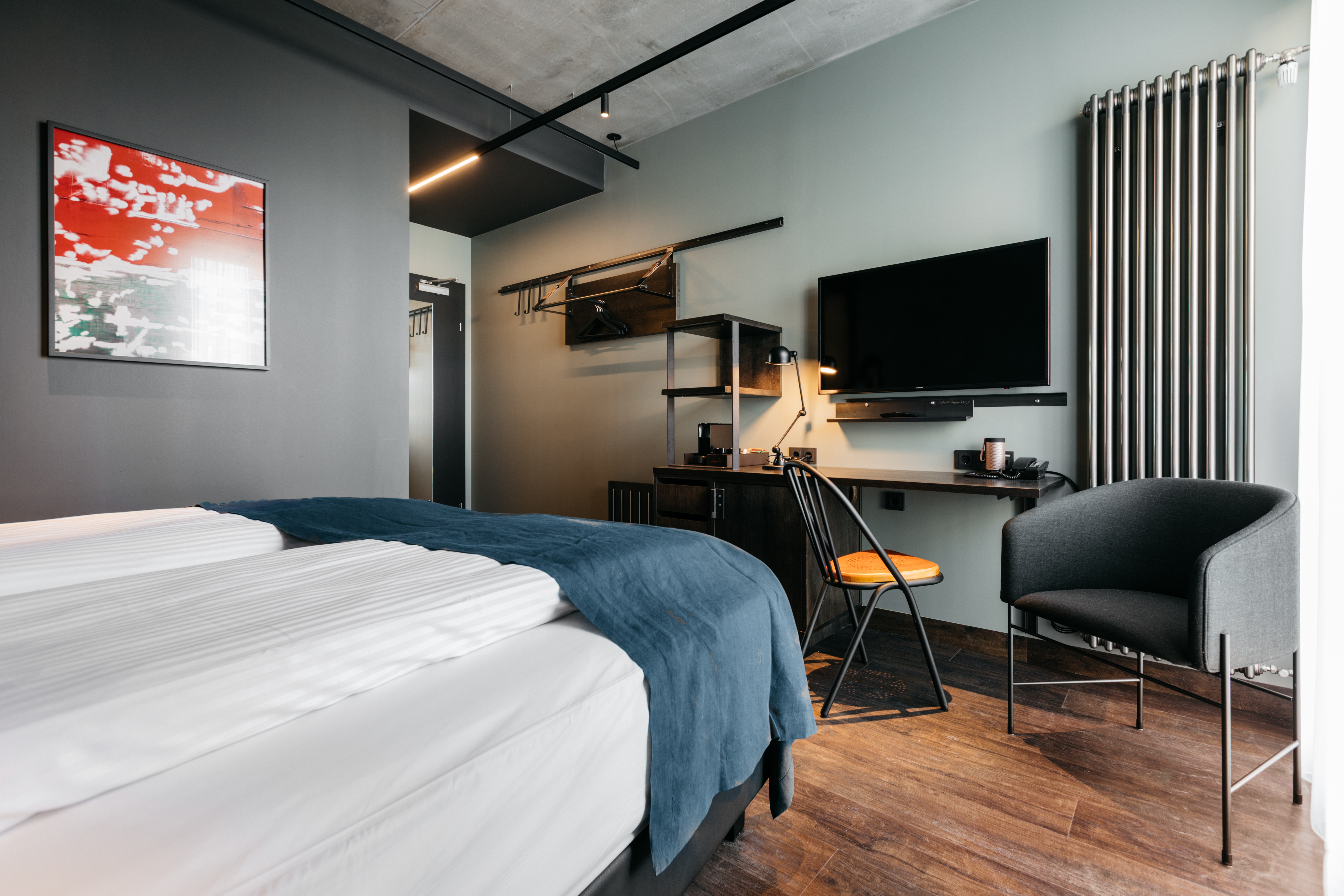 Double or Twin Standard