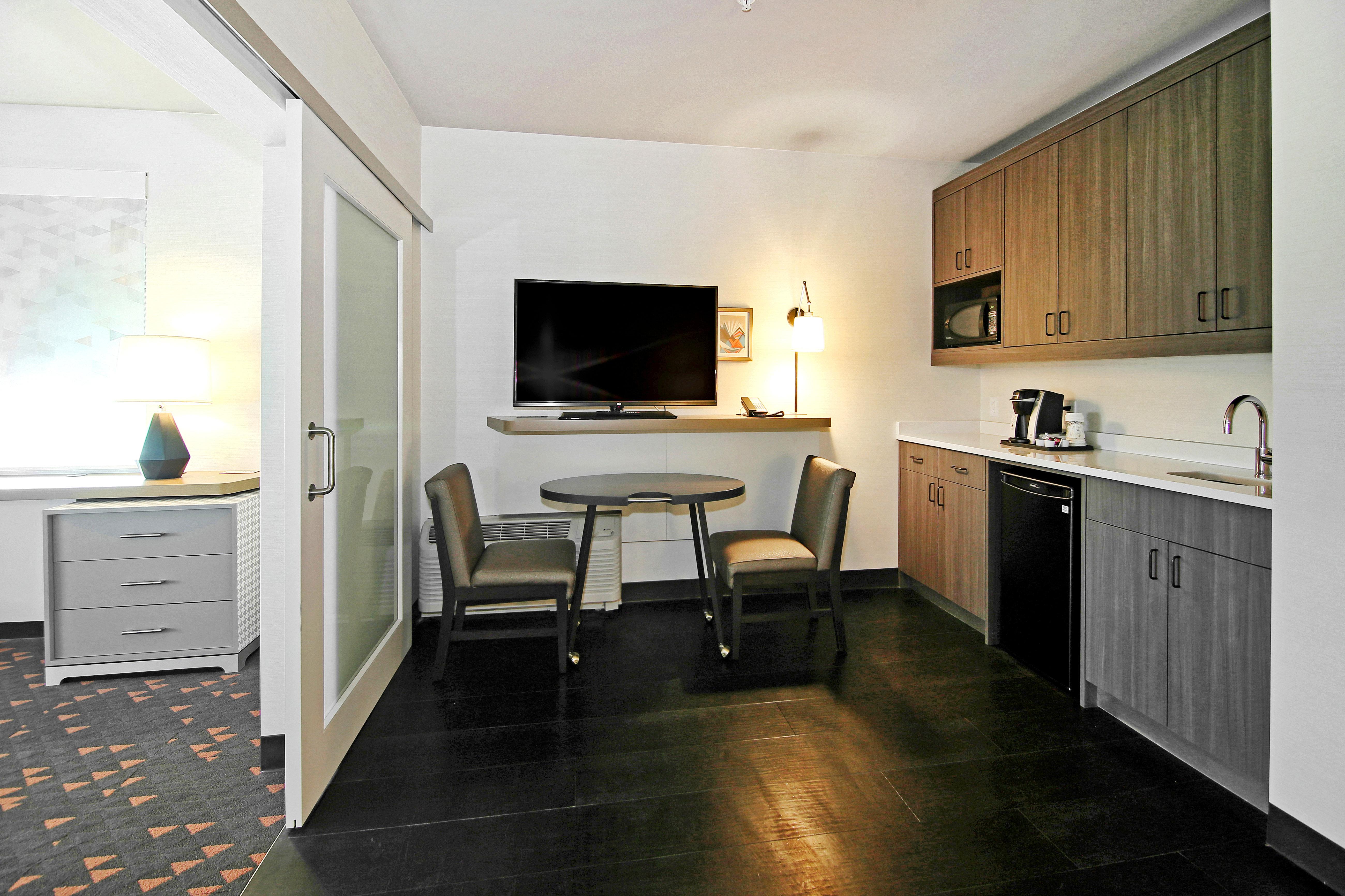 Suite King Bed One Bedroom 