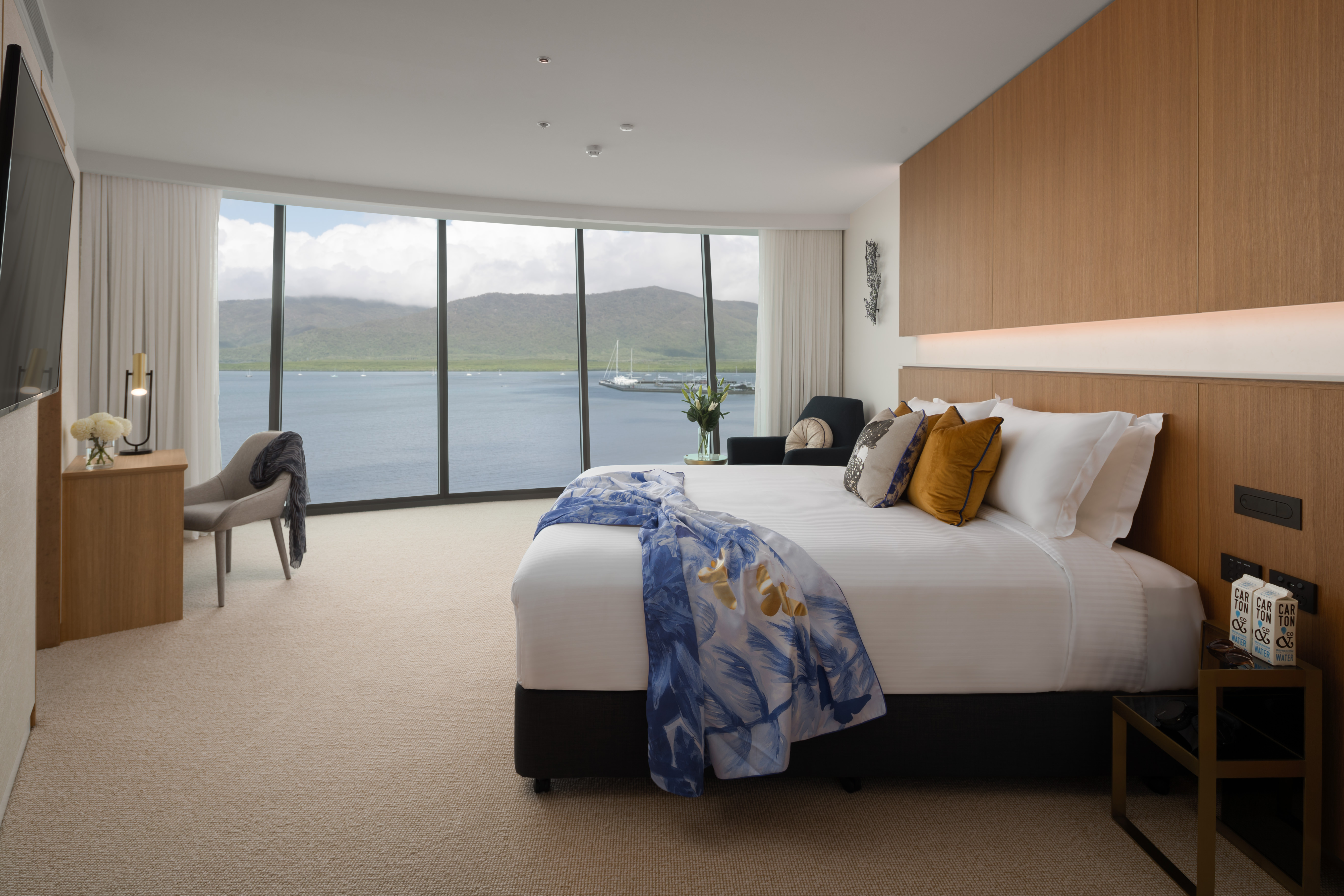 Double Ocean View King Bed