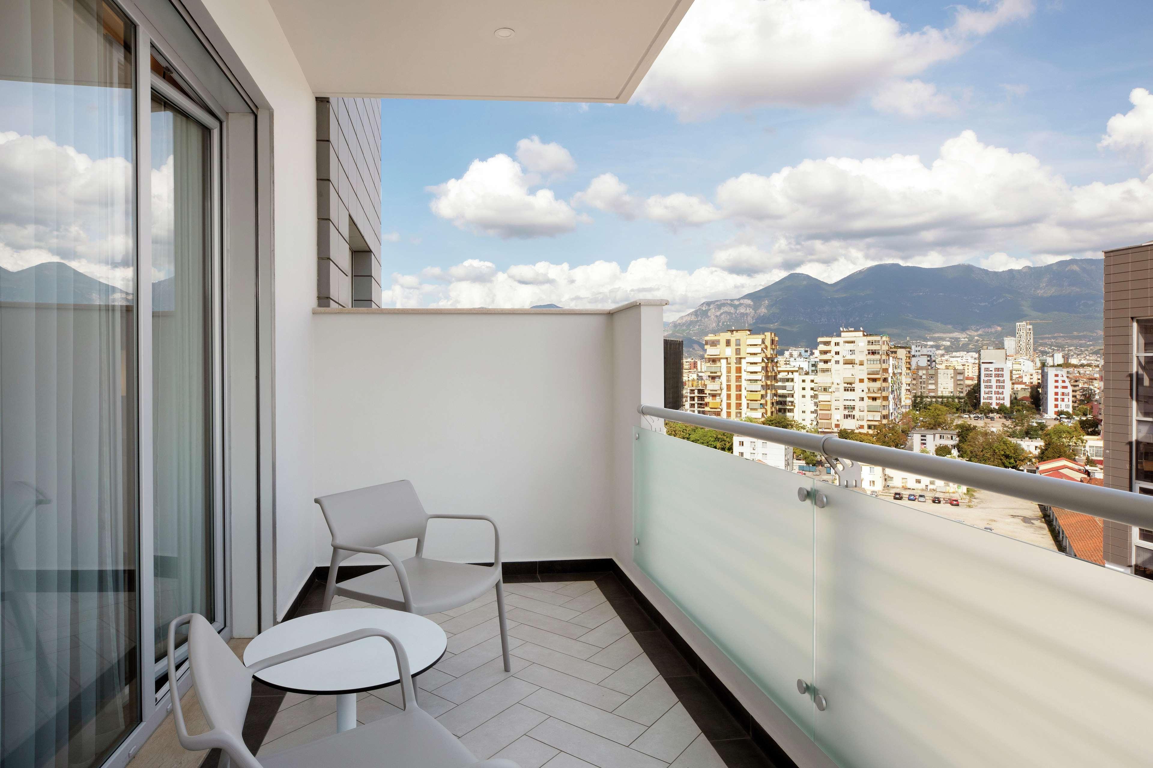 Family Room Deluxe with Balcony