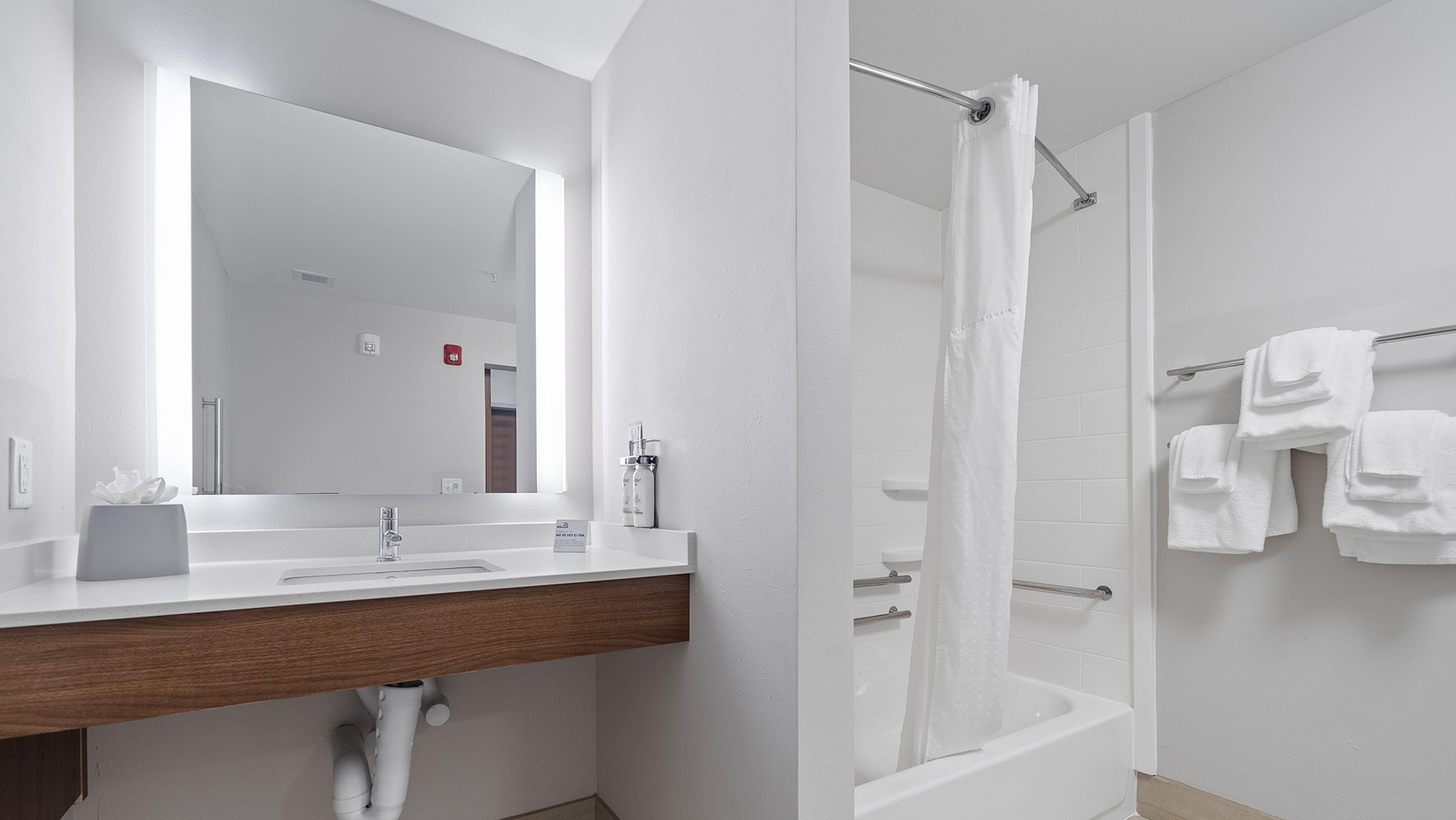 Room Accessible-two Queen Beds