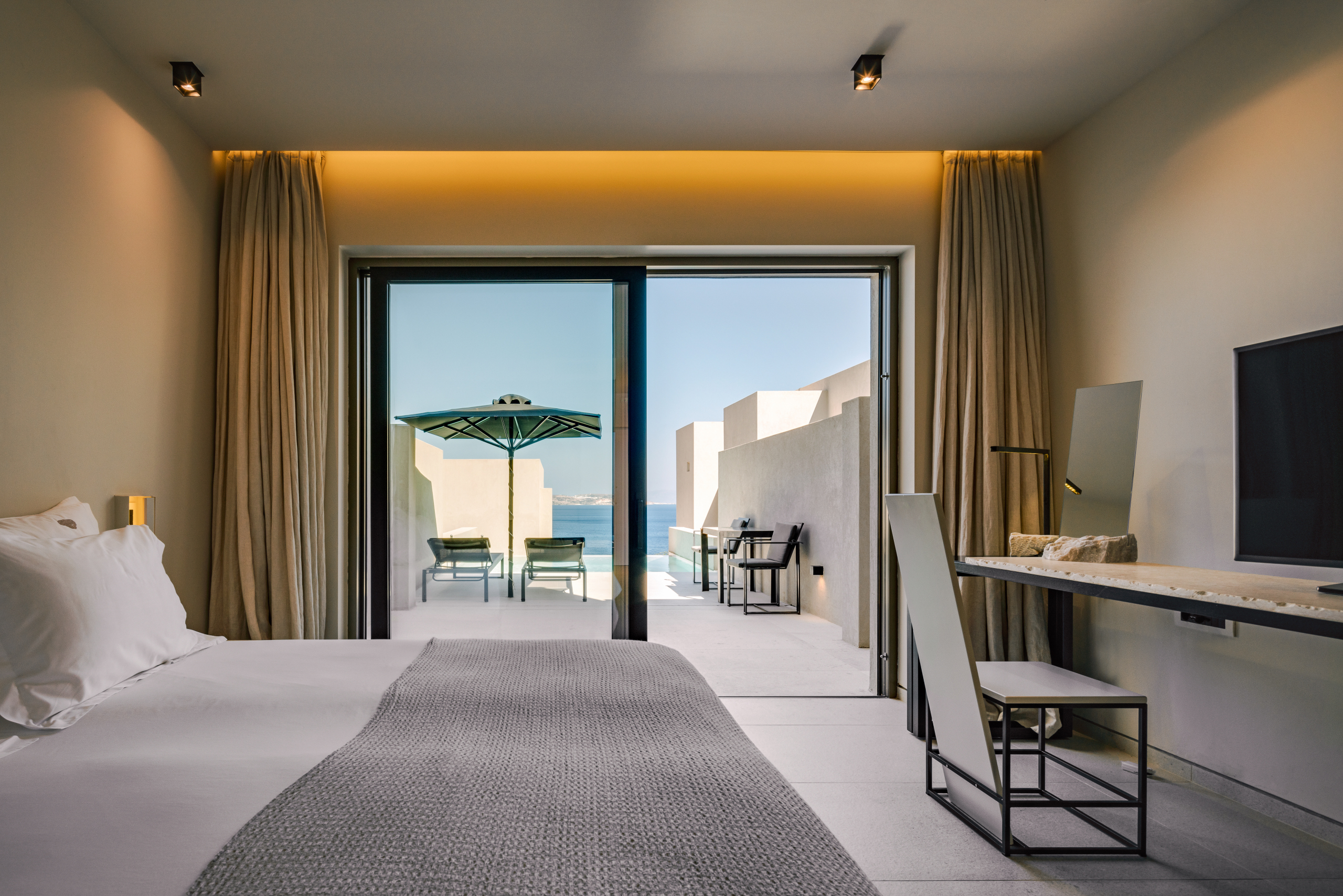 Junior Suite Sea View with Private Pool