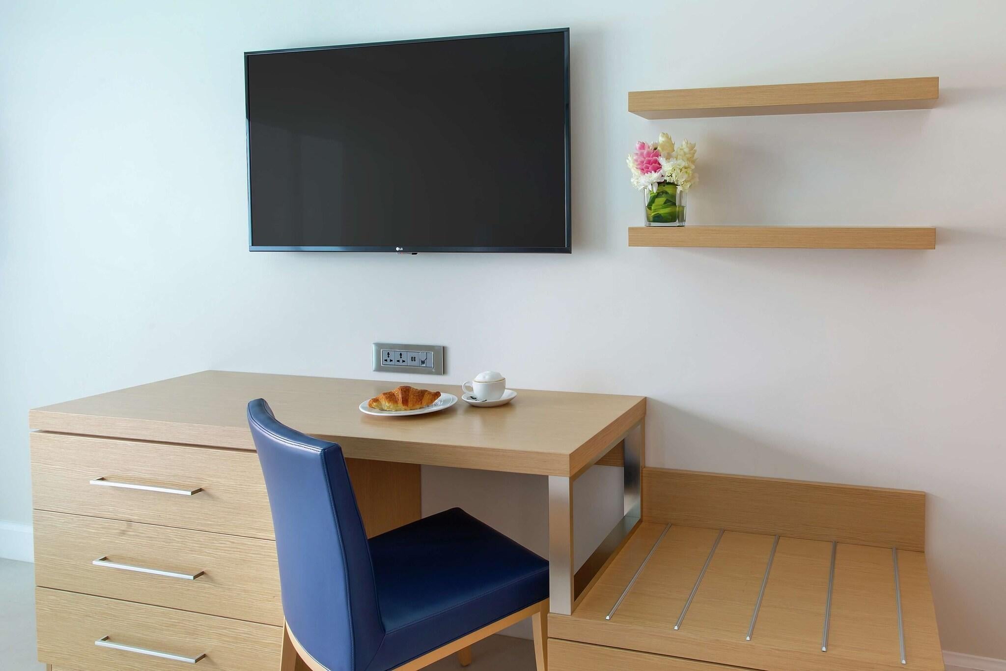 Quadruple Two Double Beds