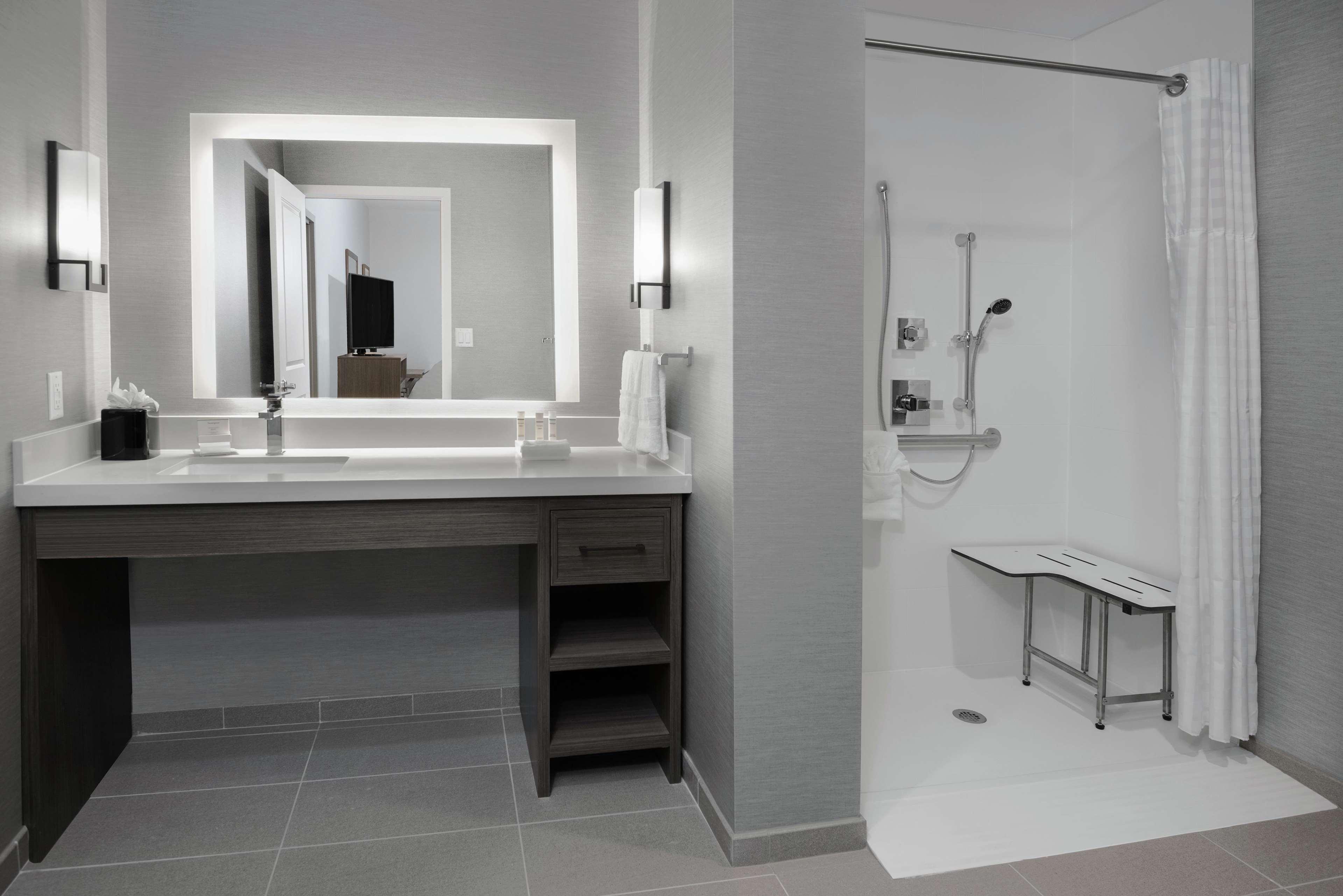 Suite Two Queen Beds