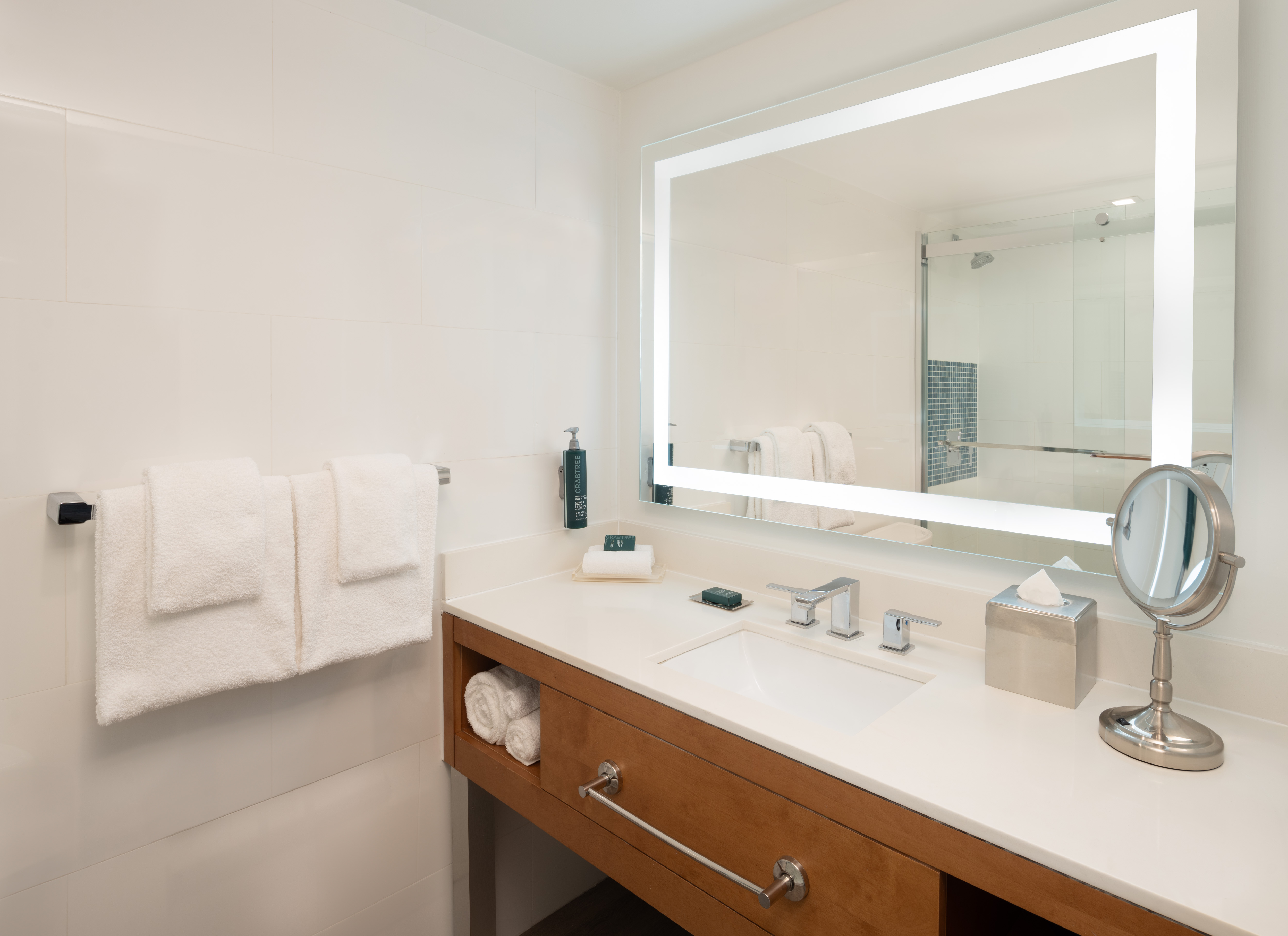 Double Accessible King Size Bed