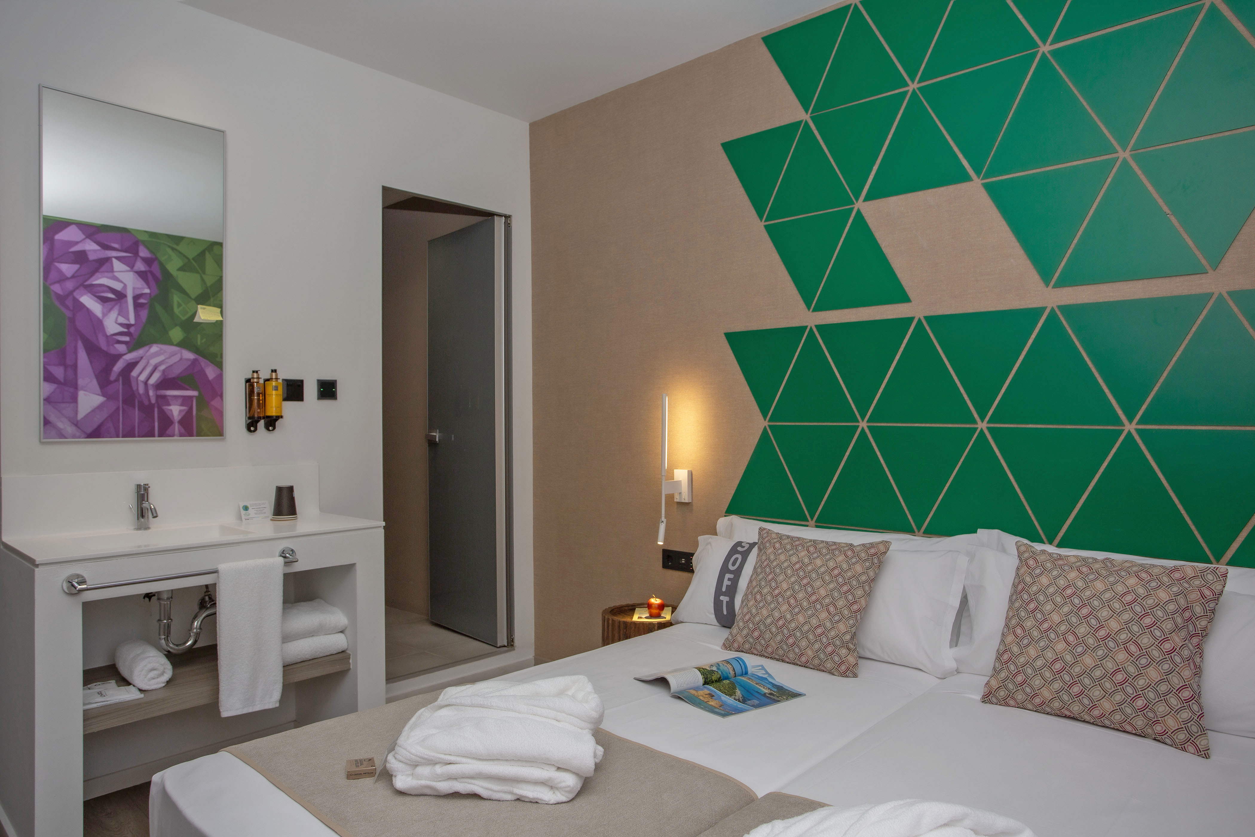 Double or Twin Standard