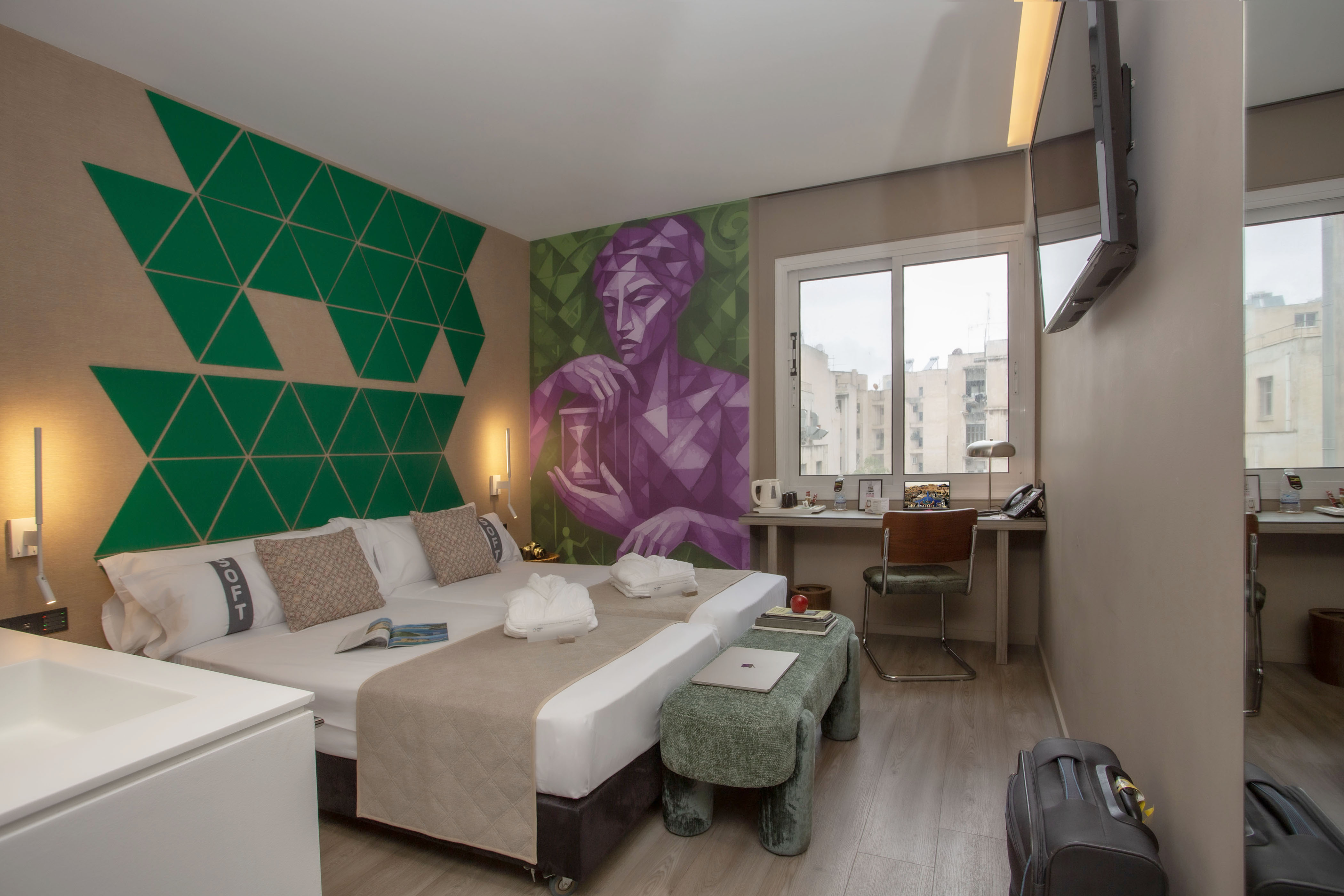 Double or Twin Standard