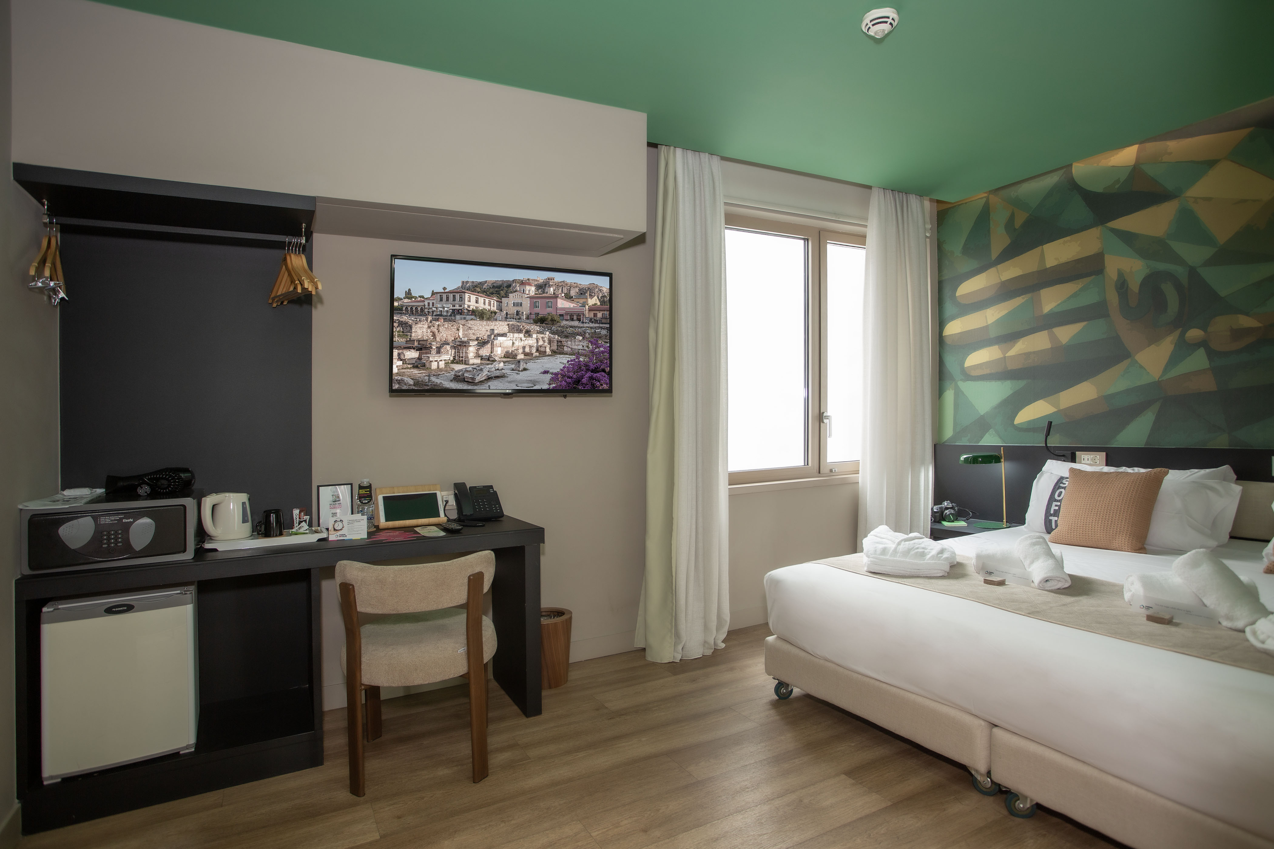 Double or Twin Standard