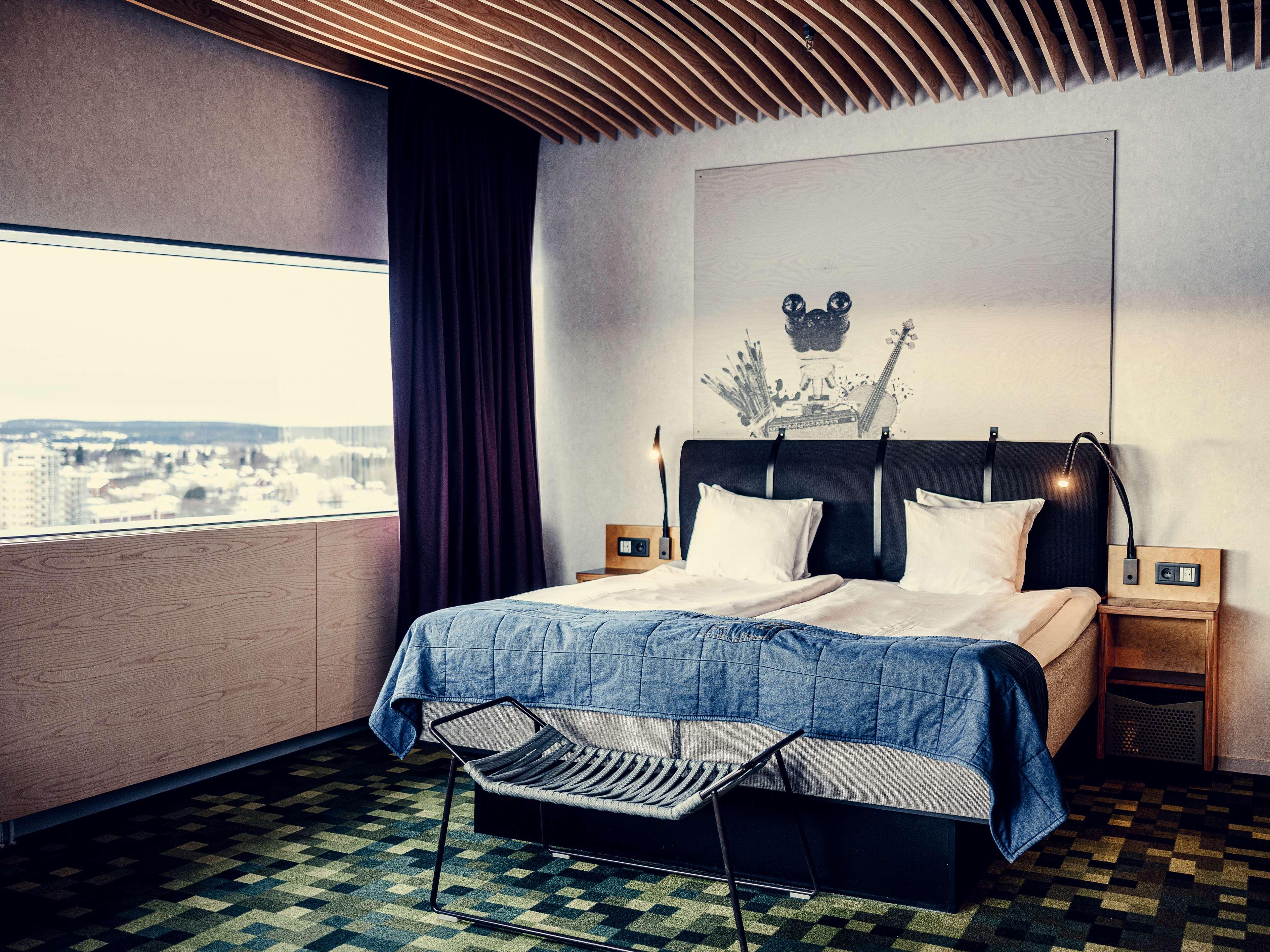 Junior Suite Queen Bed Non Smoking