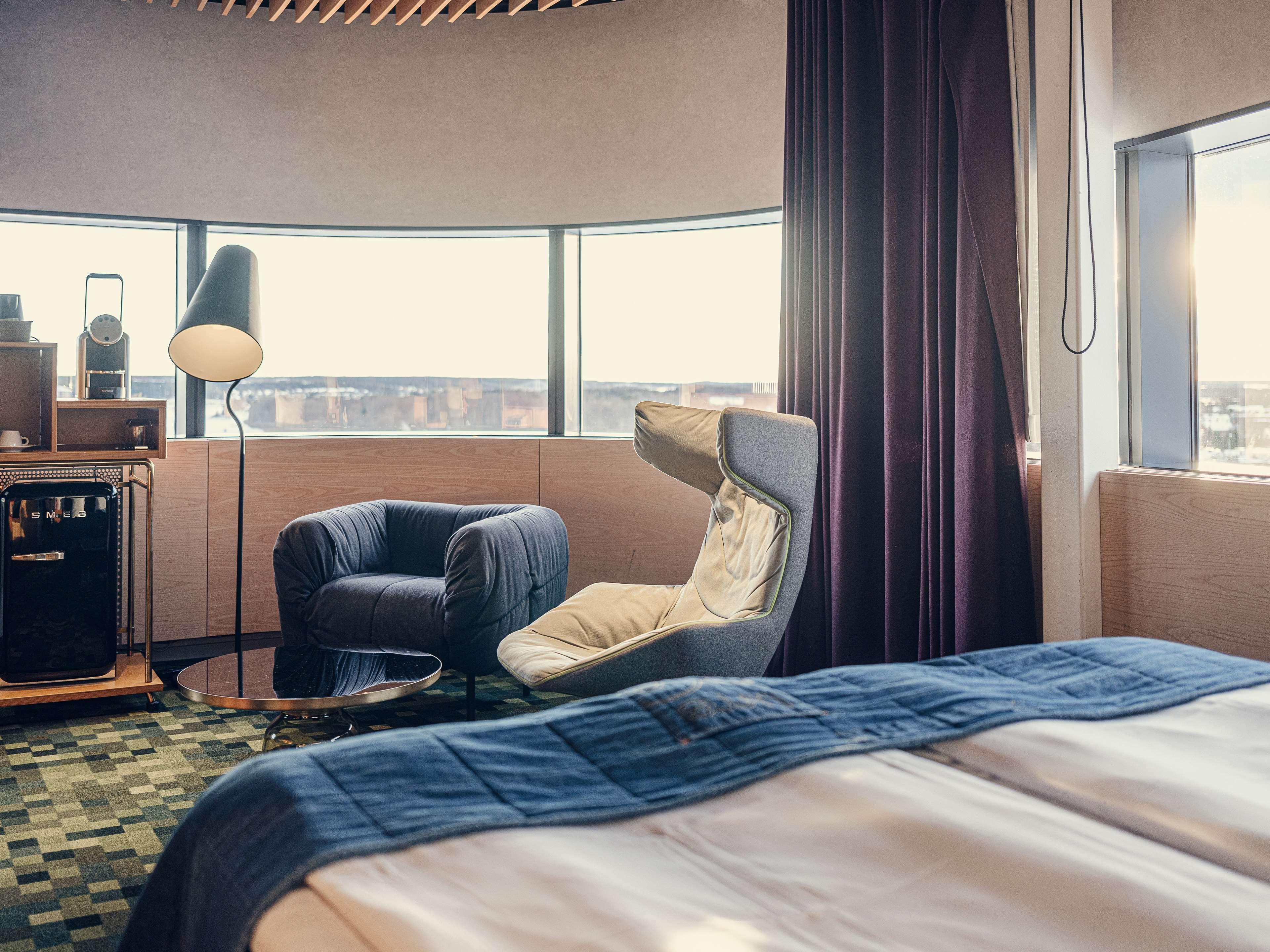 Junior Suite Queen Bed Non Smoking