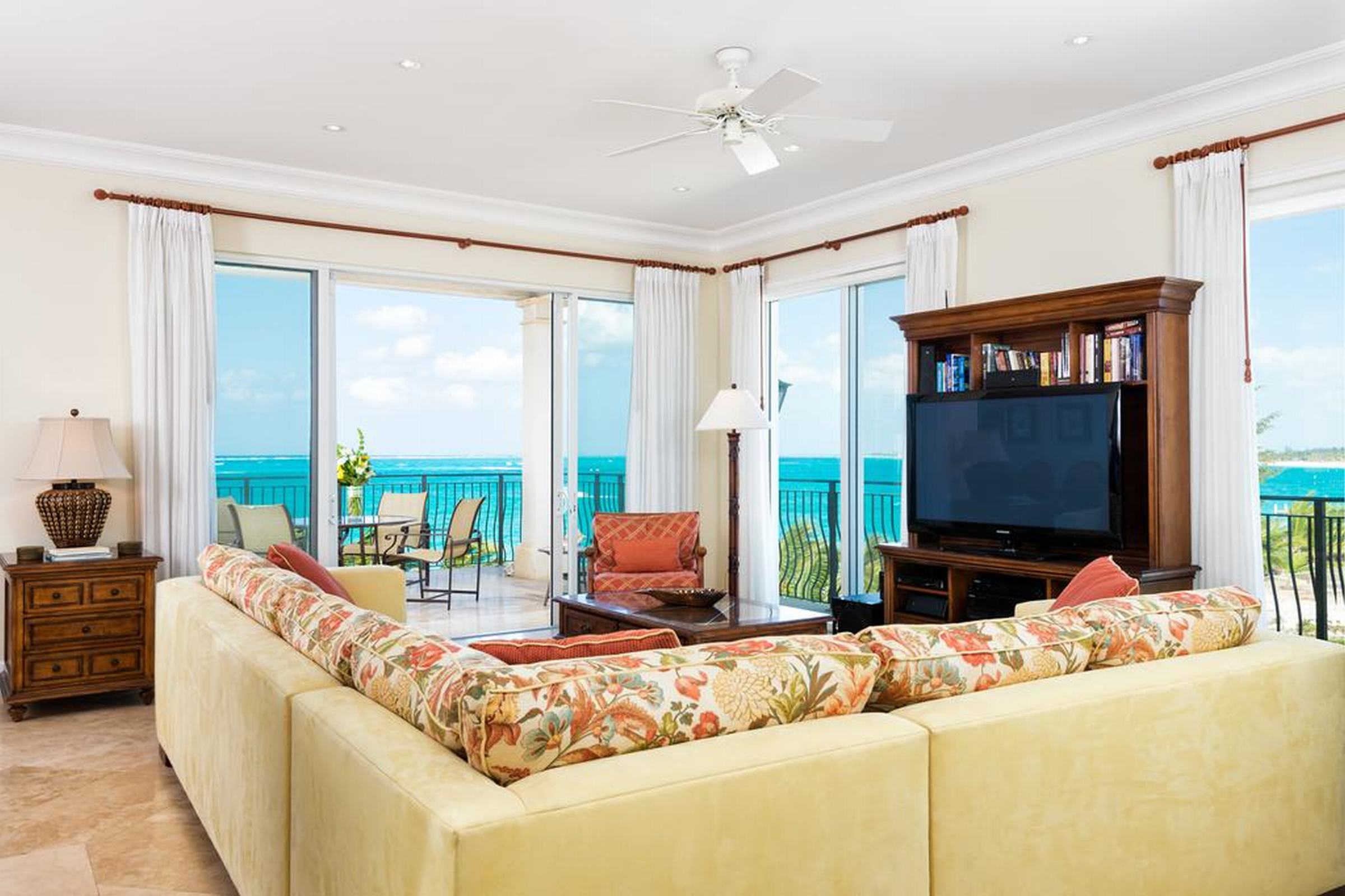 Suite Ocean Front Two Bedrooms