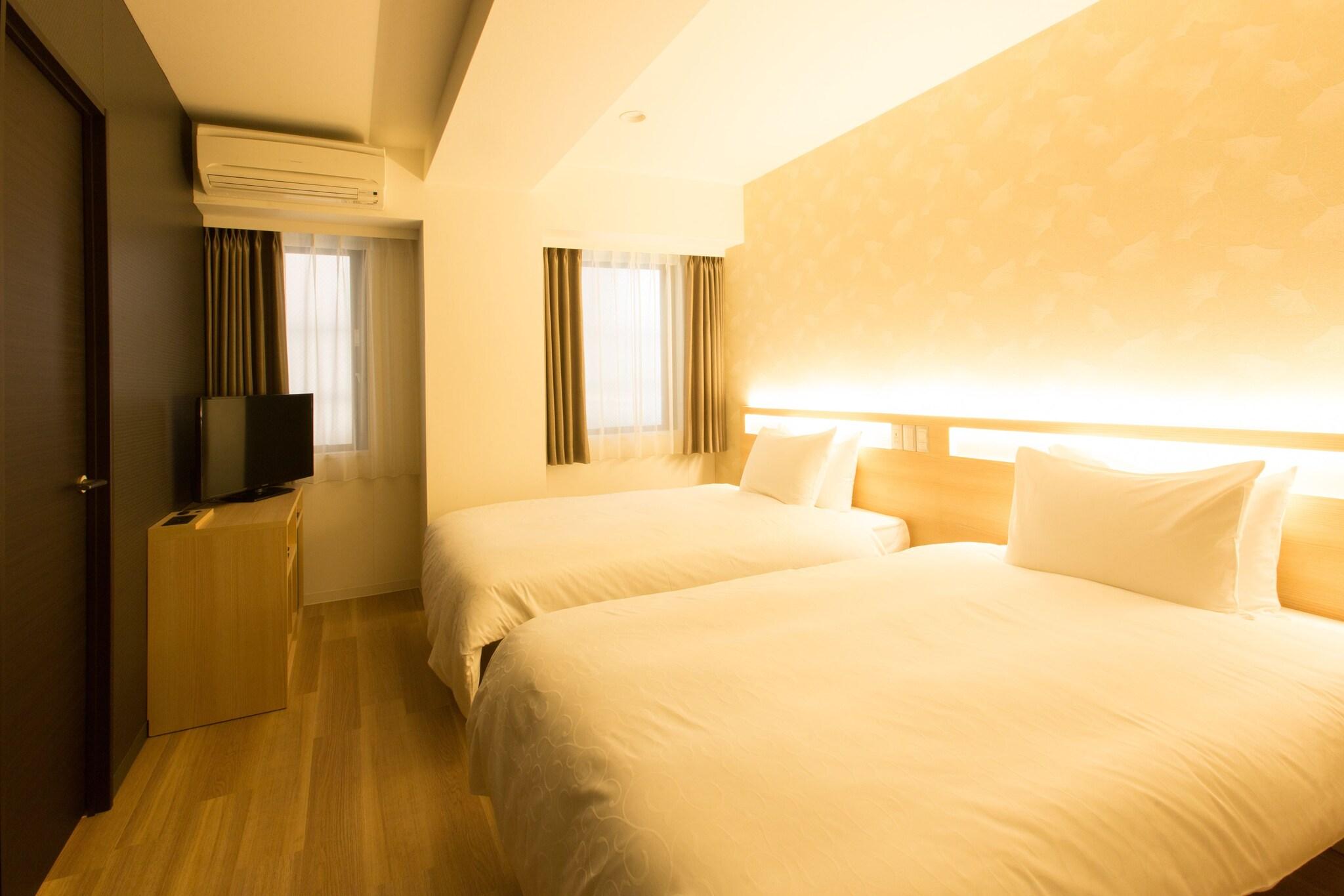 Quadruple Connecting Room