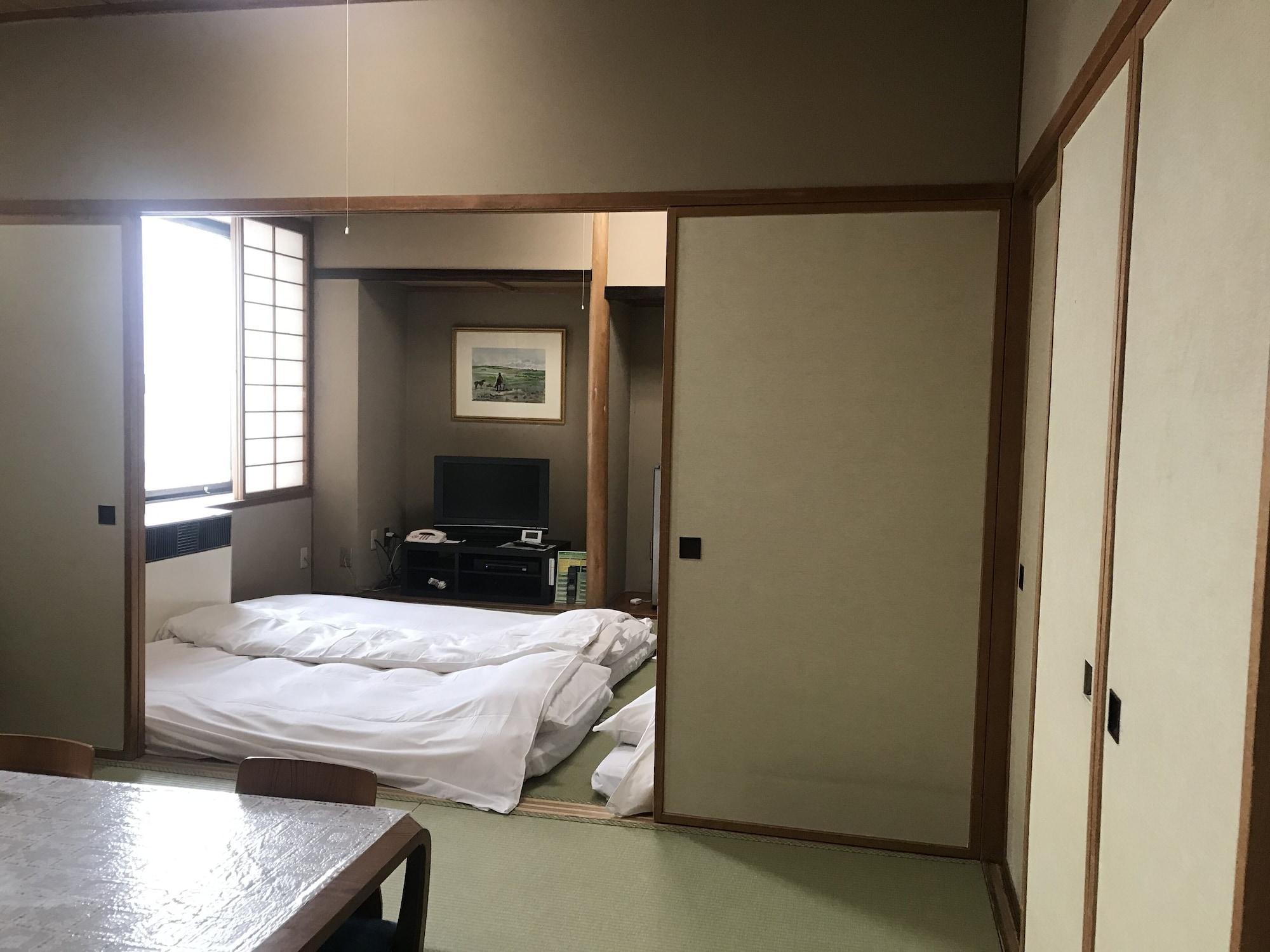 Quadruple Non Smoking