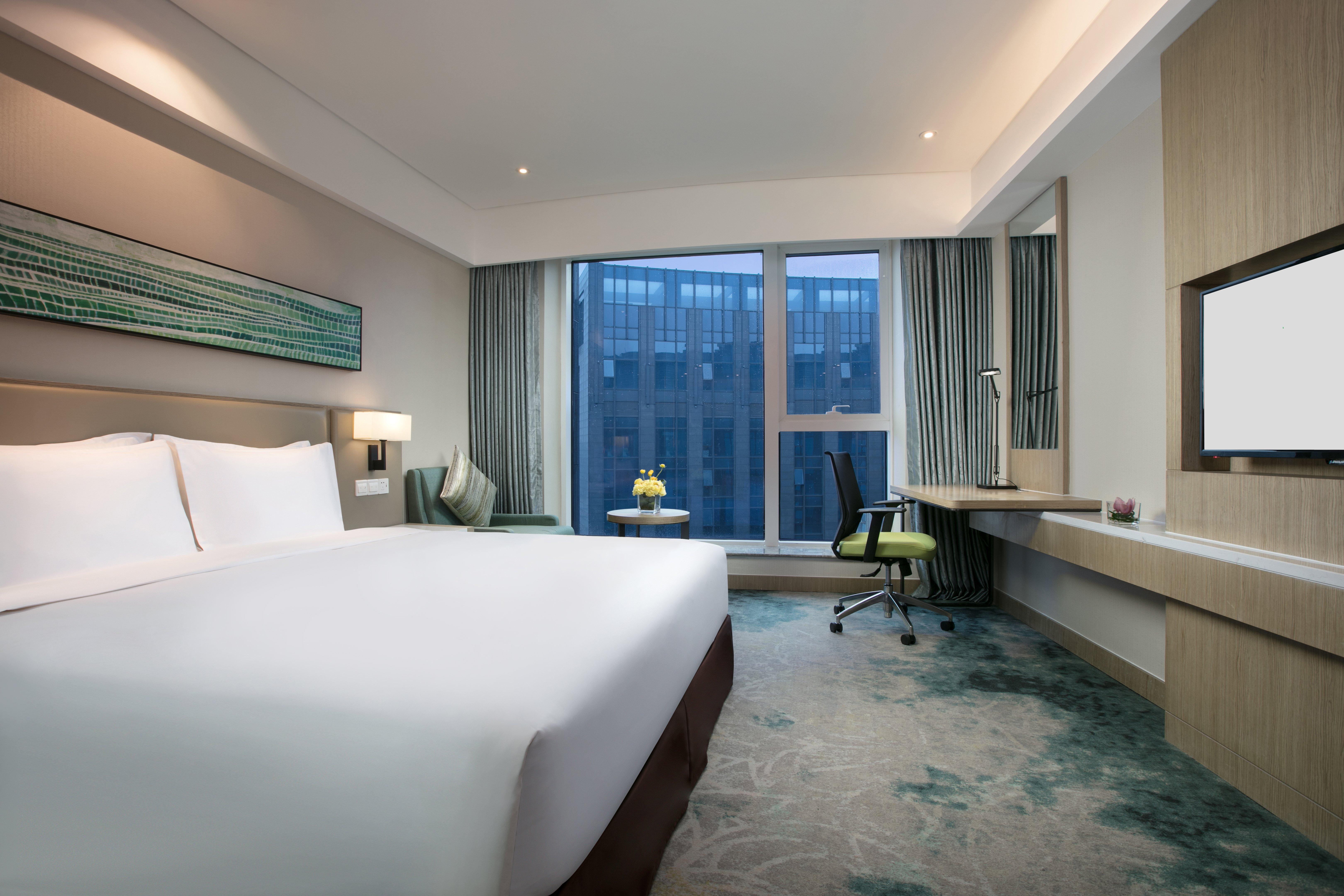 Double Accessible King Size Bed