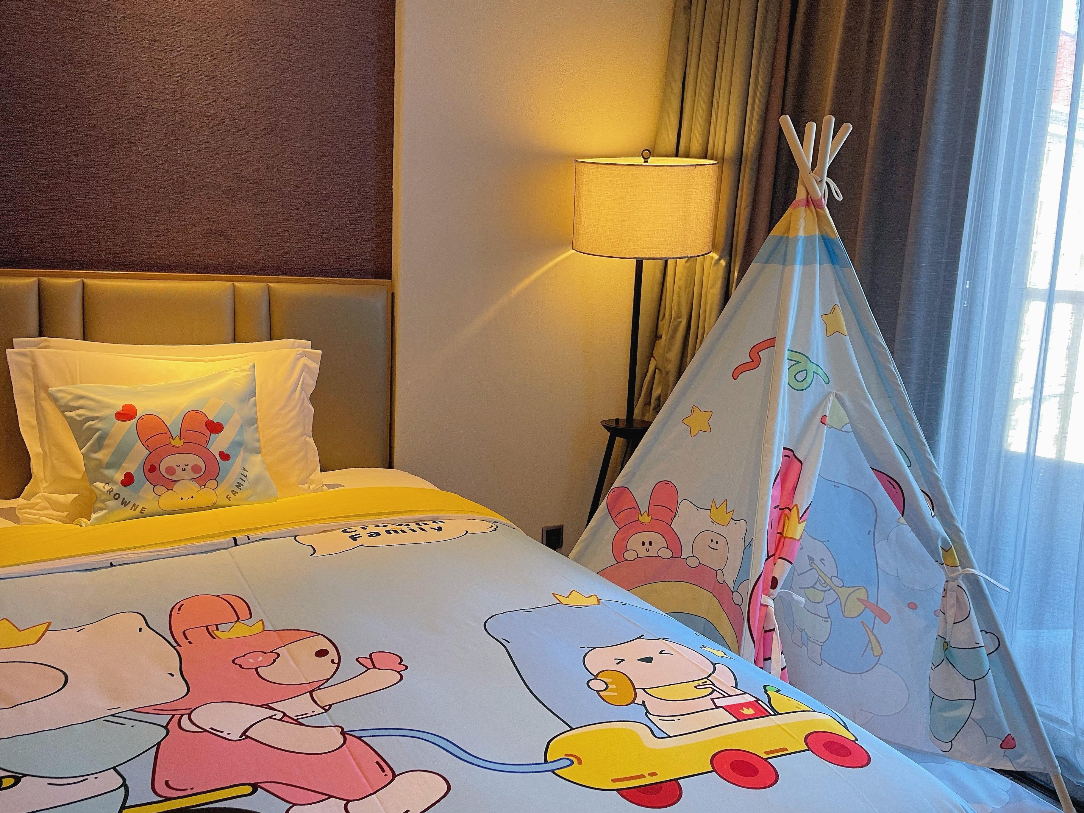 Double Premium King Bed