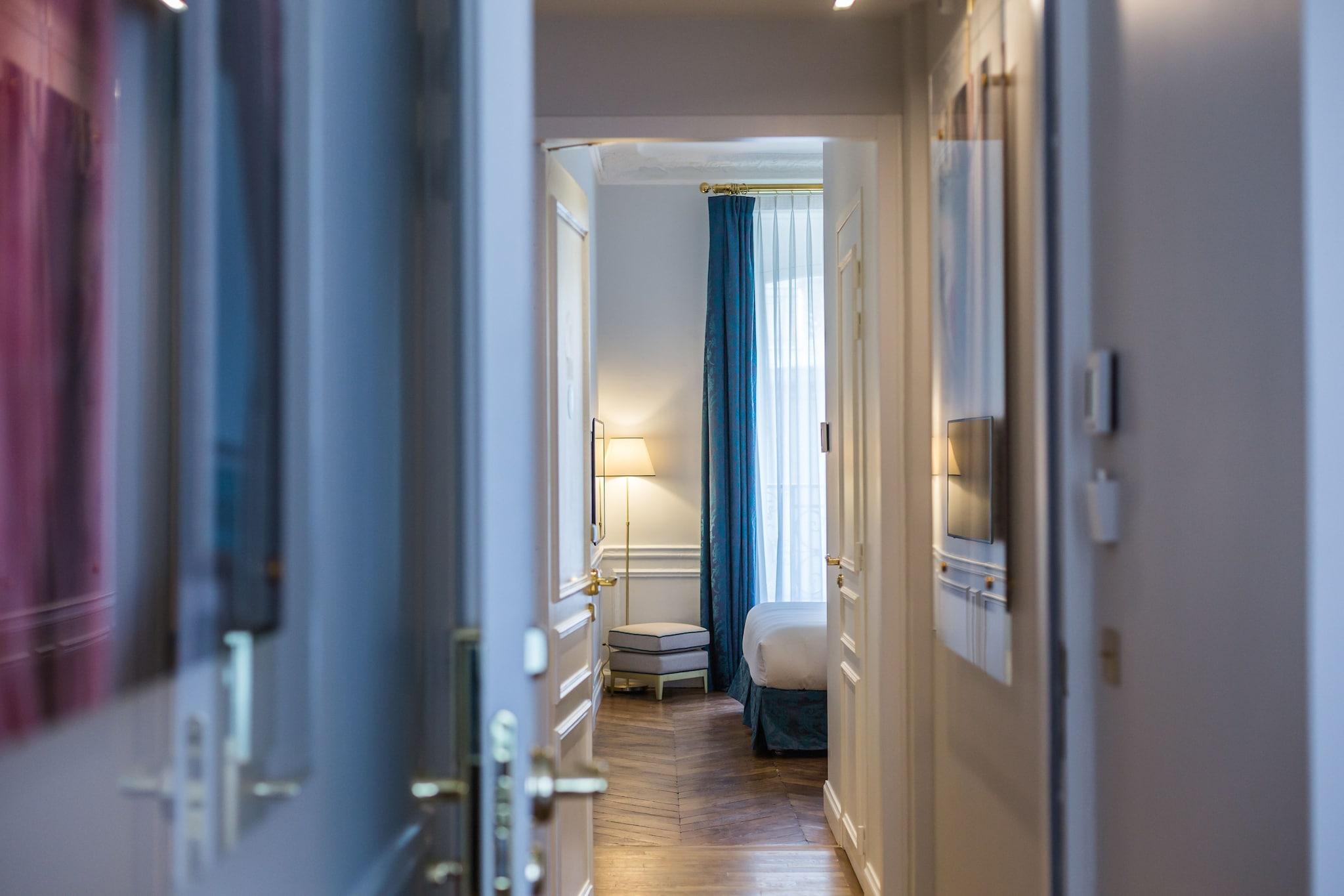 Quadruple Connecting Room