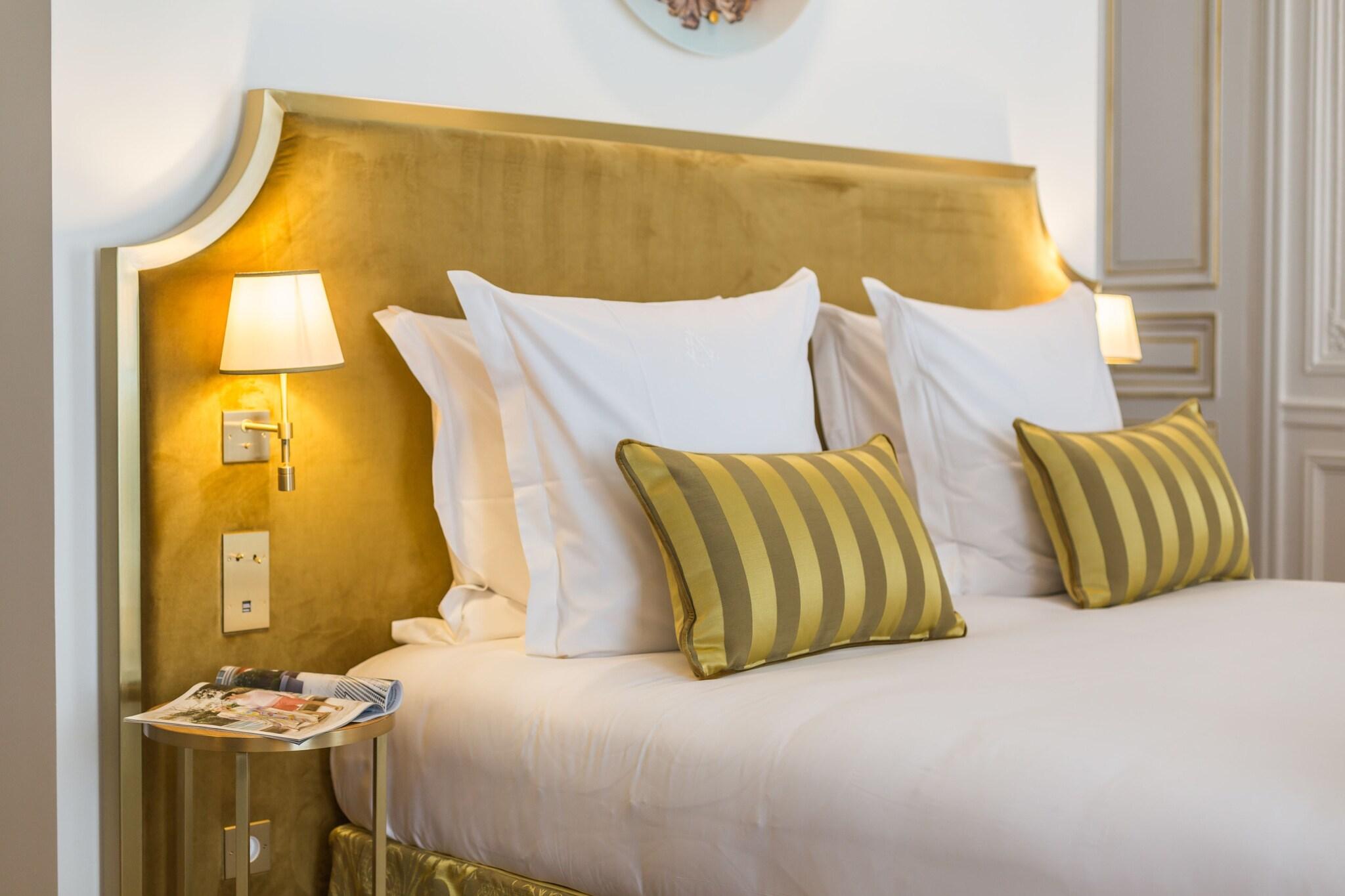 Suite Connecting Room