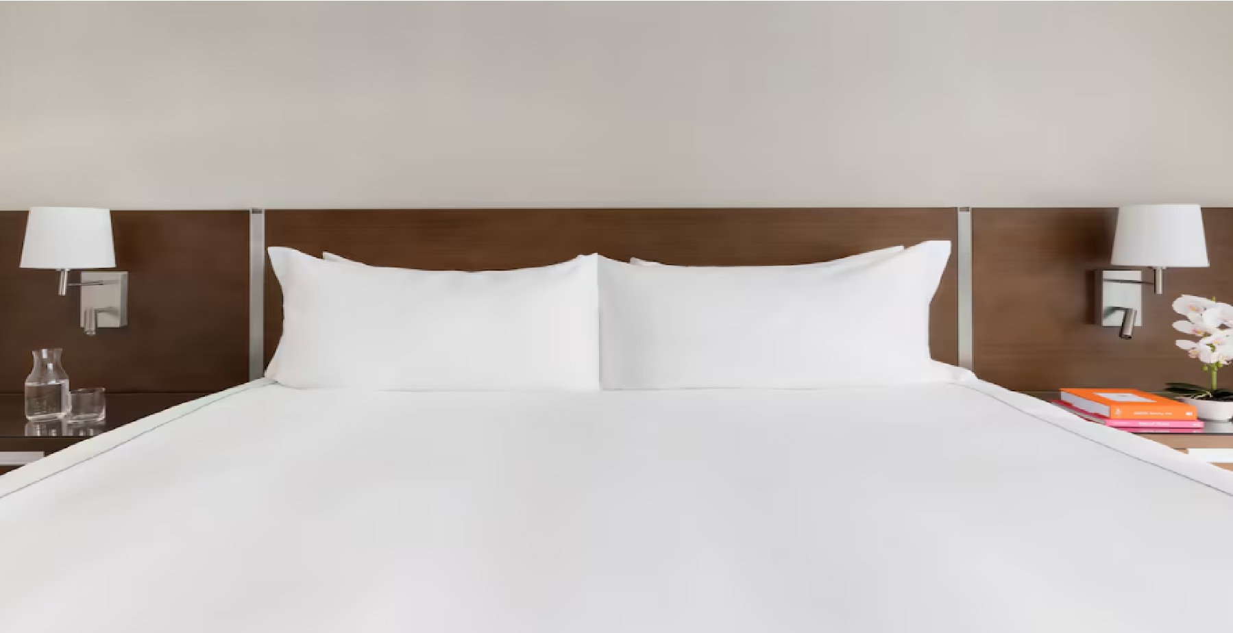 Room King Size Bed