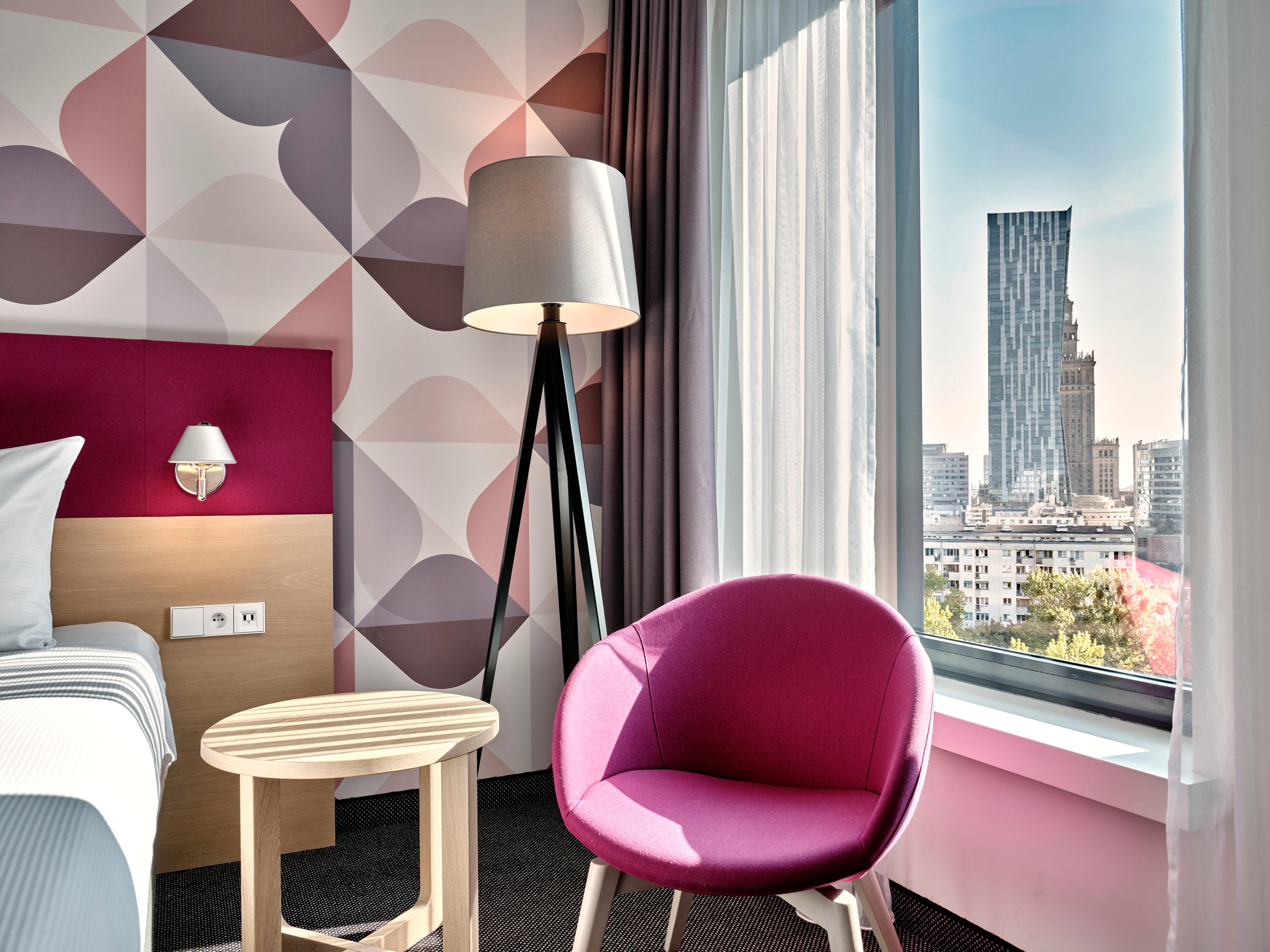 Double City View King Bed