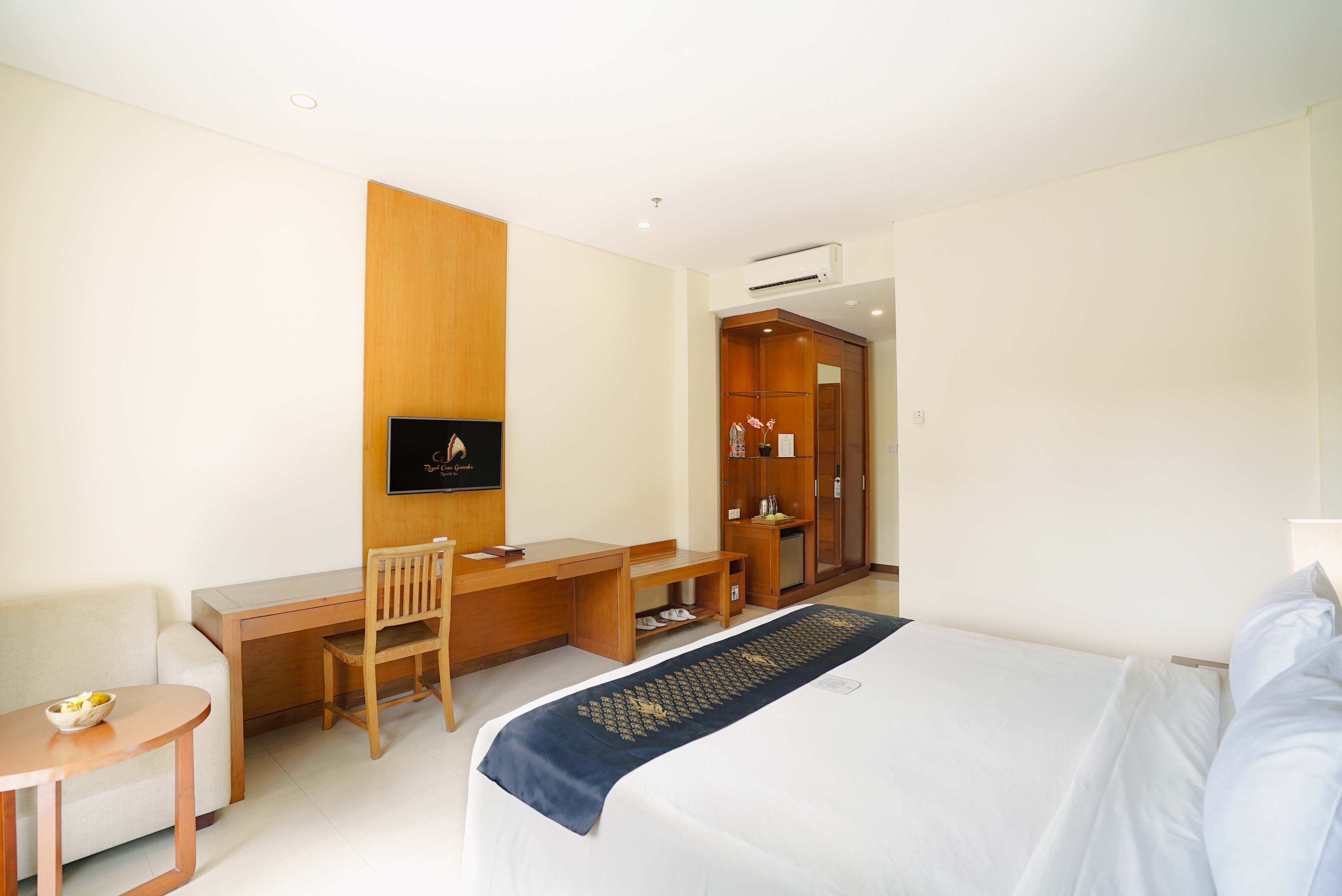 Double Deluxe Queen Bed