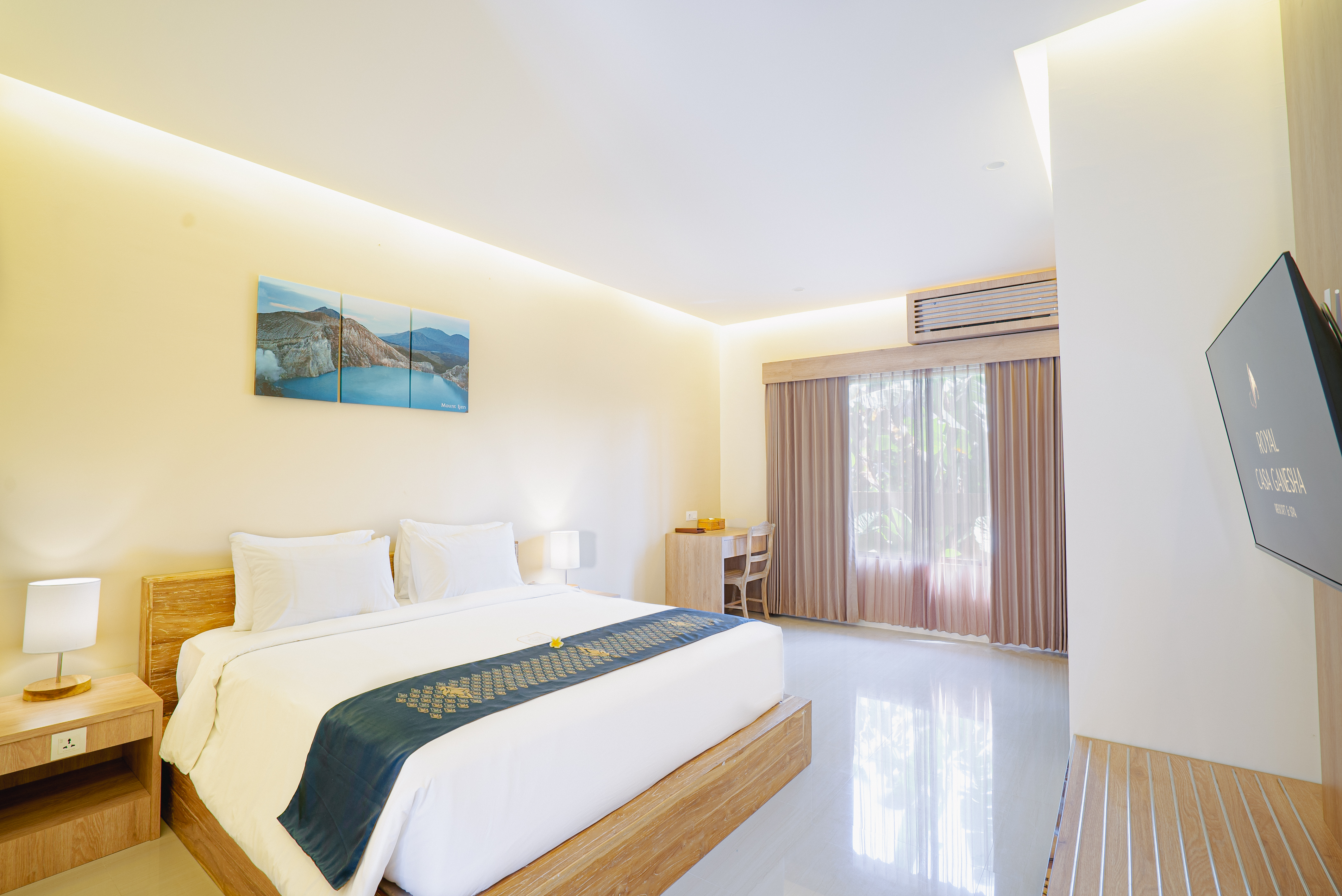 Double or Twin Executive