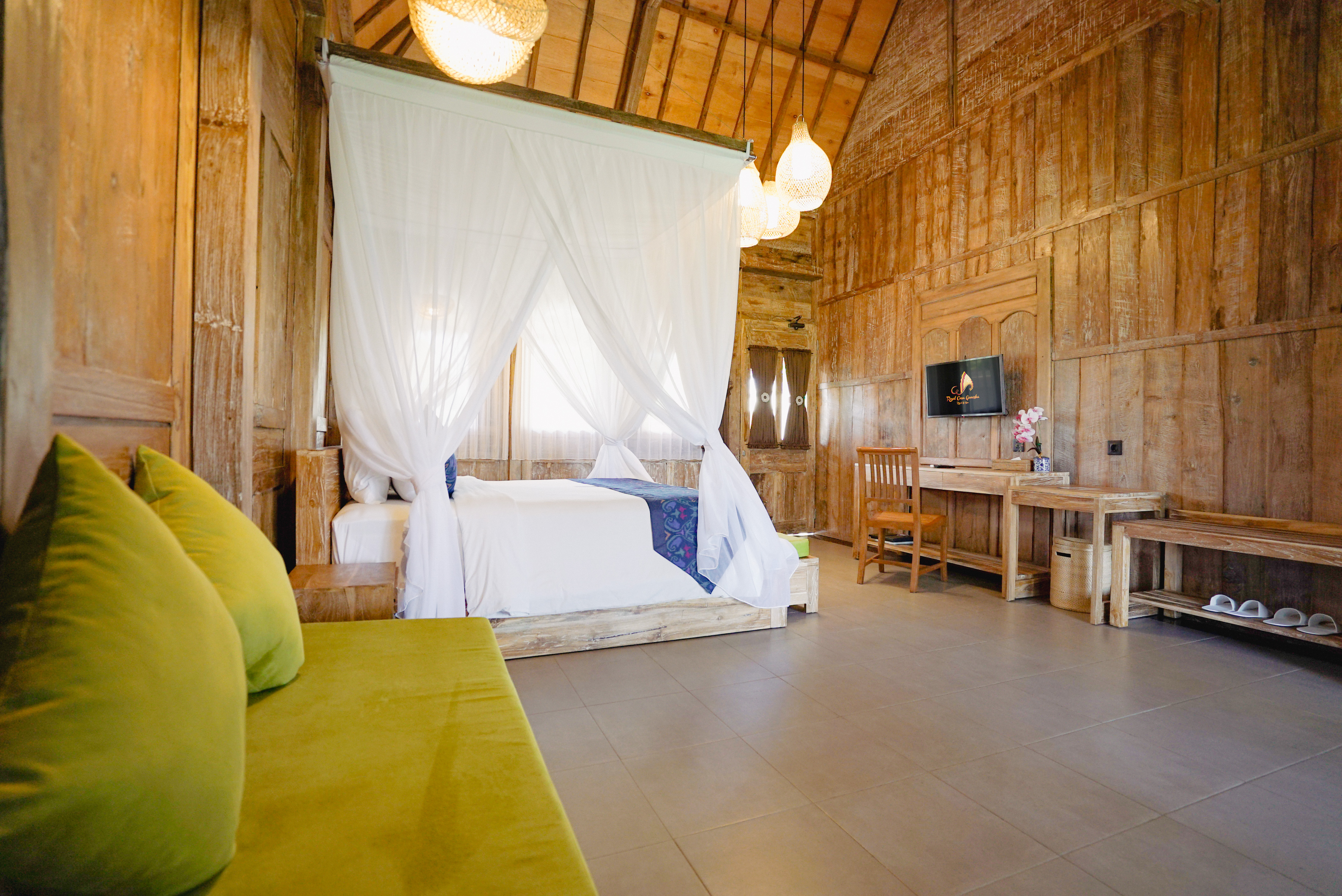 Villa Two Bedrooms Two Bathrooms