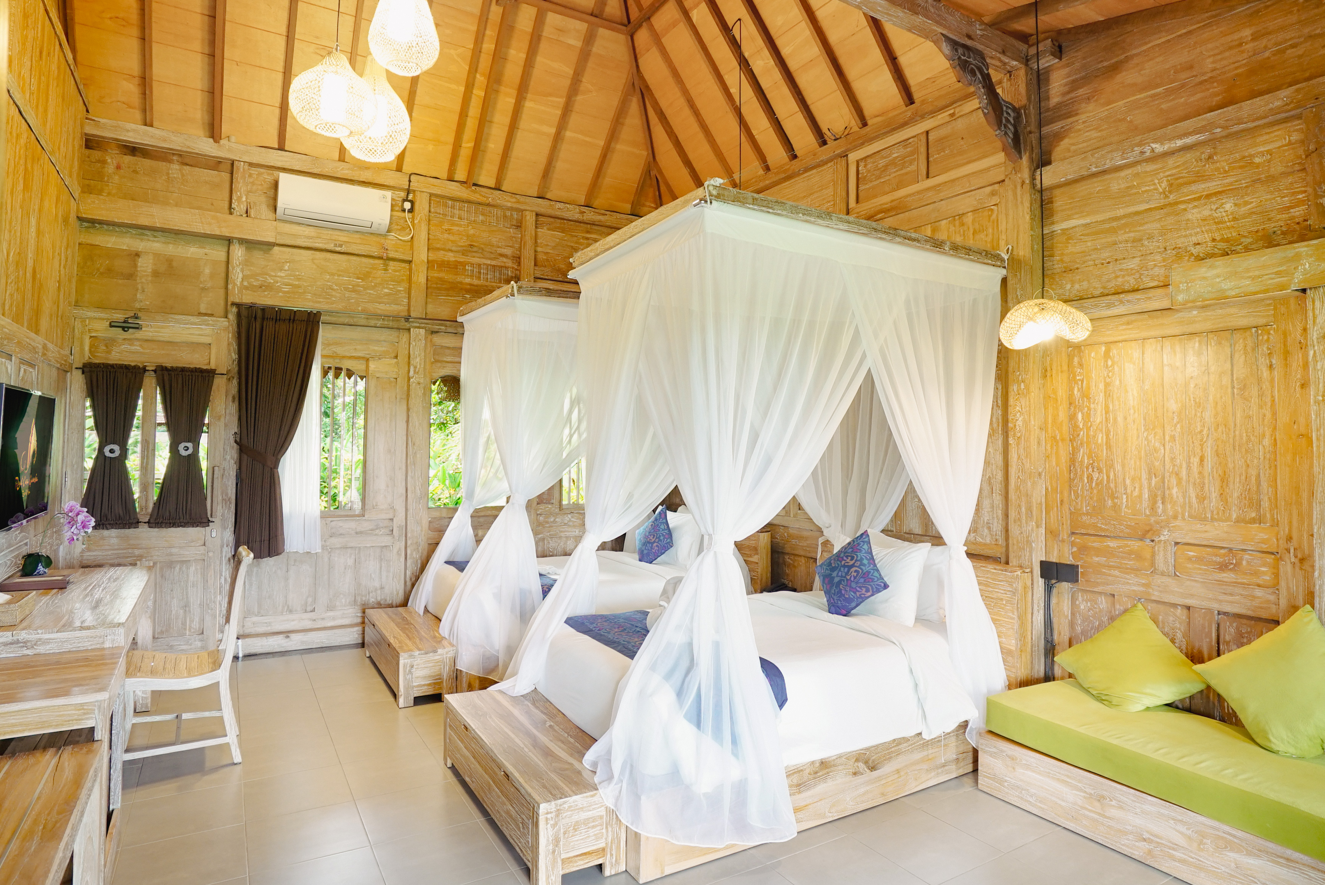 Villa Two Bedrooms Two Bathrooms