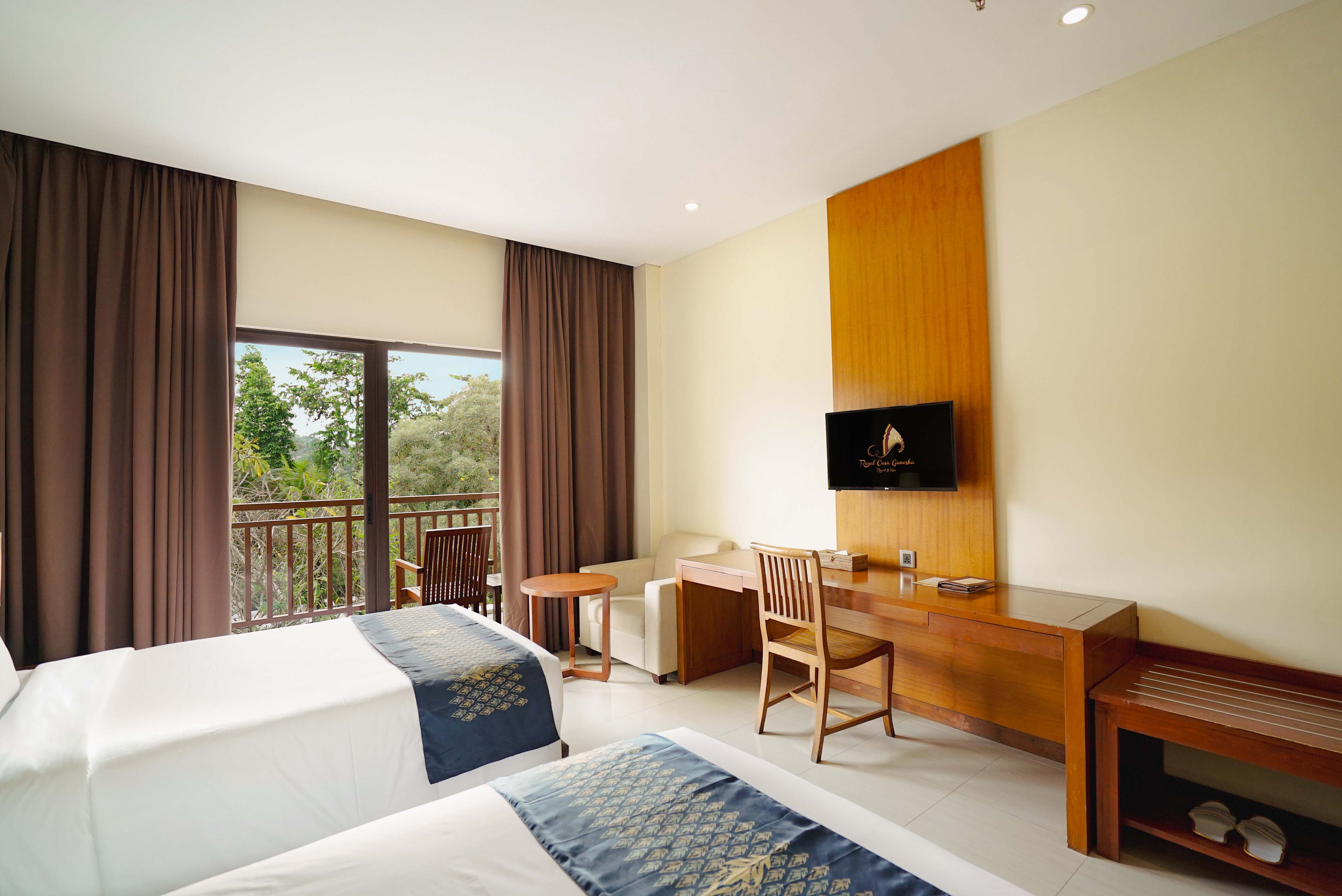 Double or Twin Deluxe