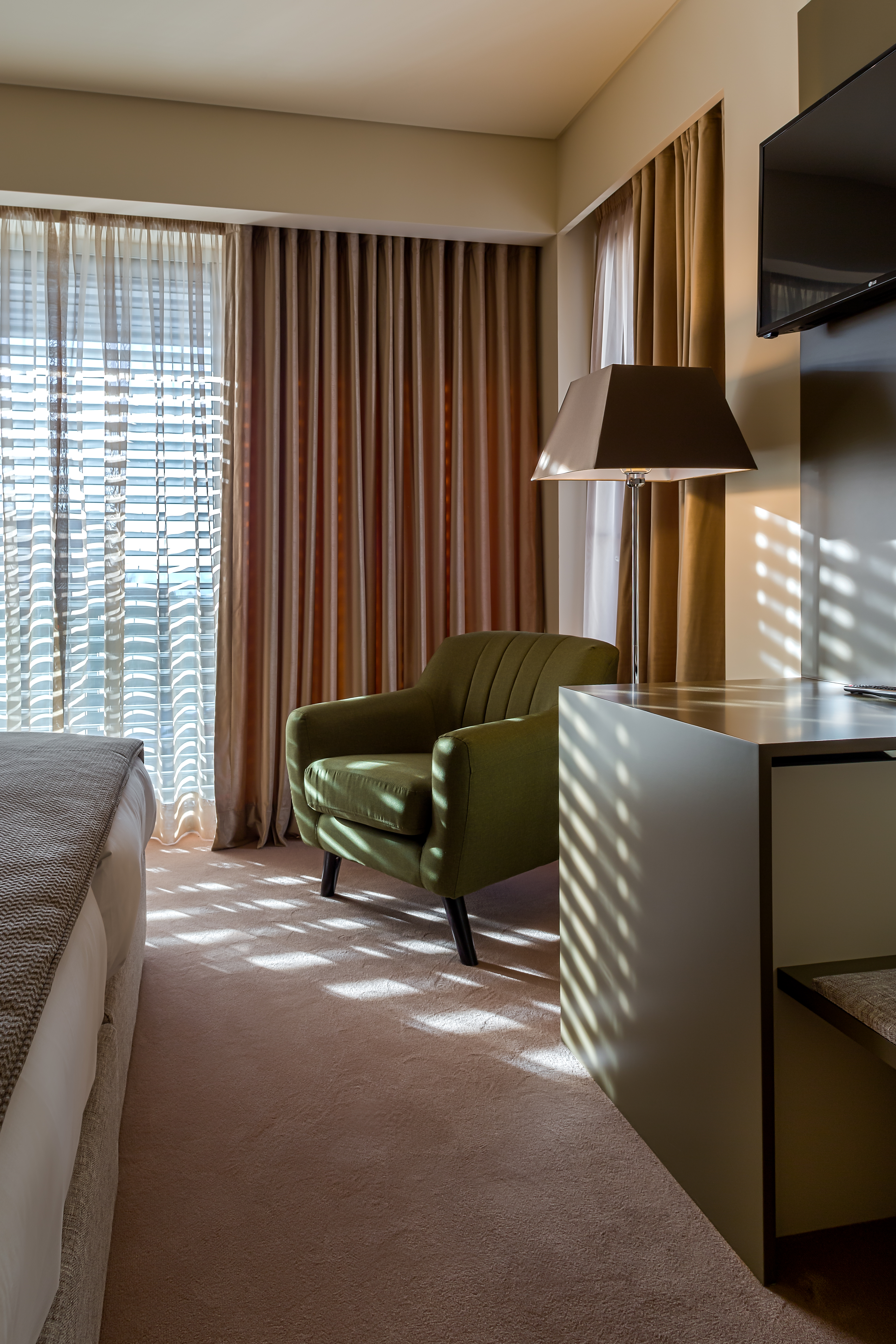 Double or Twin Standard