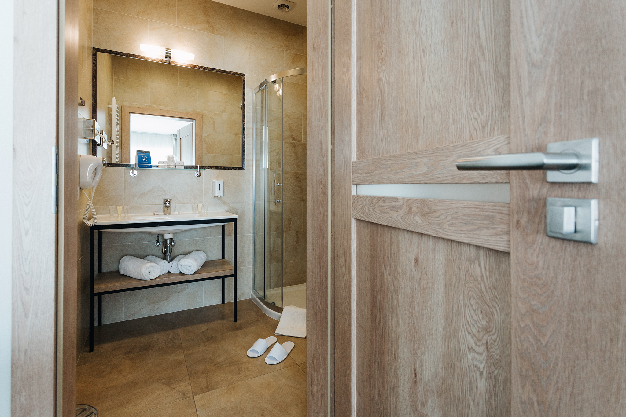 Double Single Superior