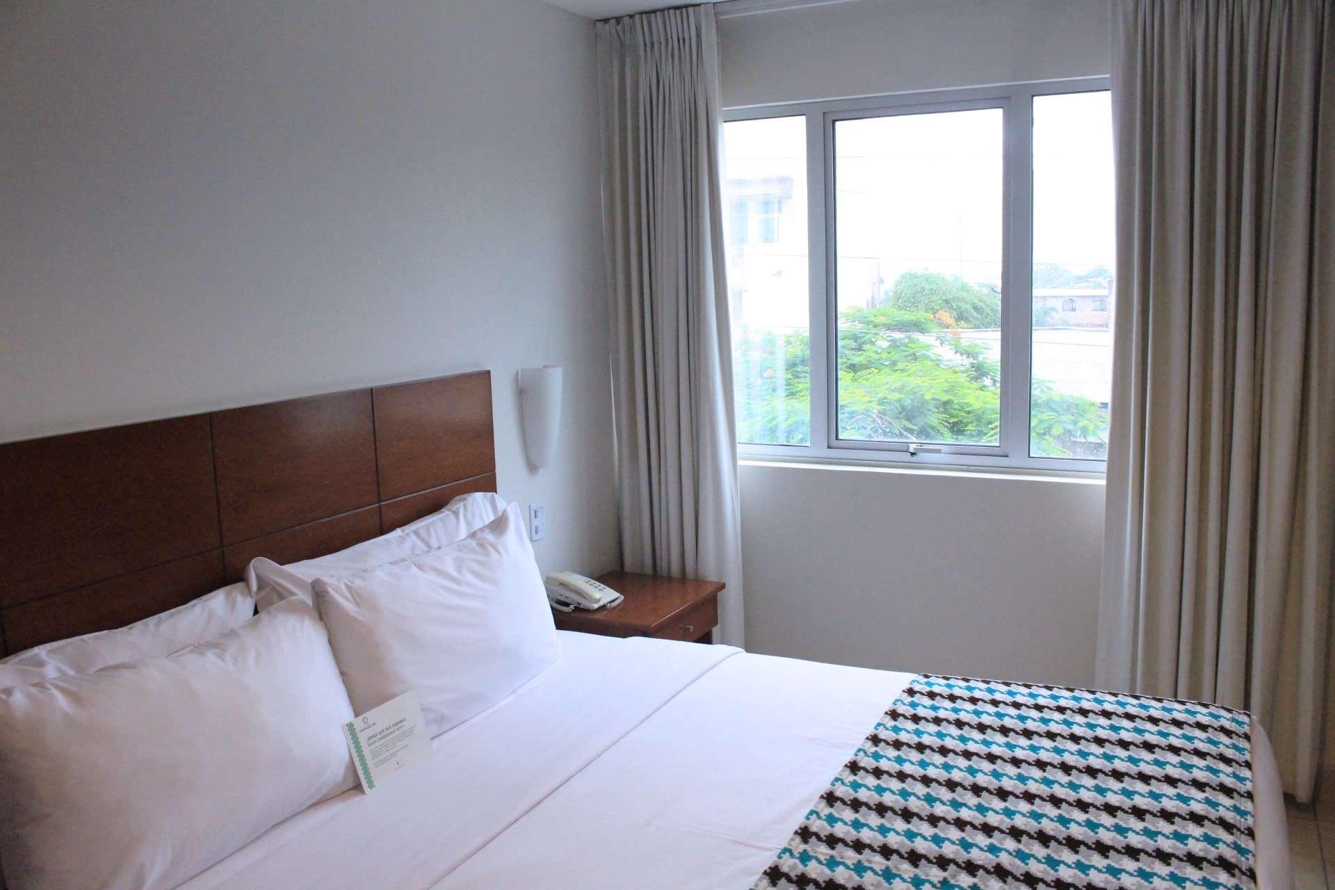 Room Business King Bed