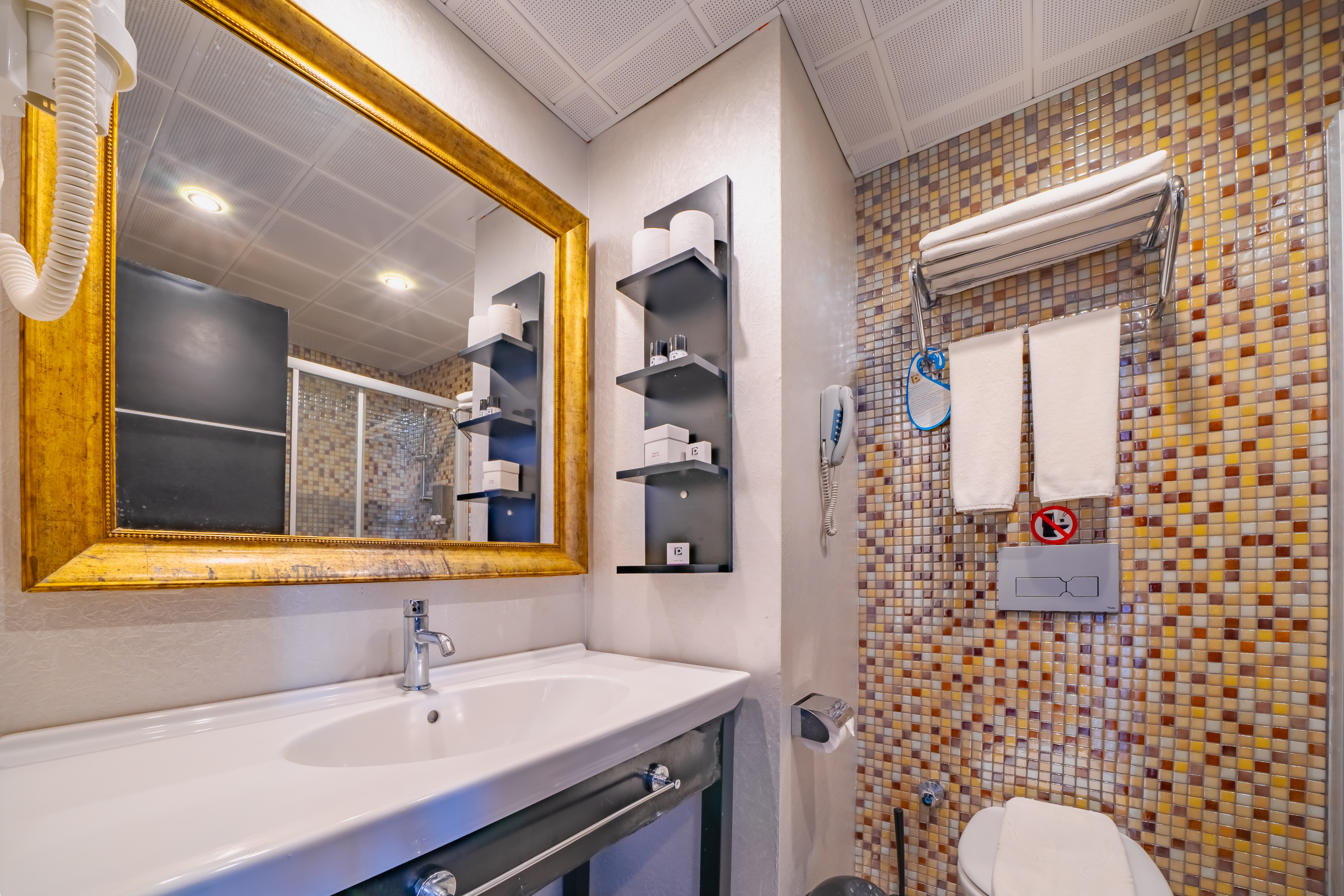 Double or Twin Land View