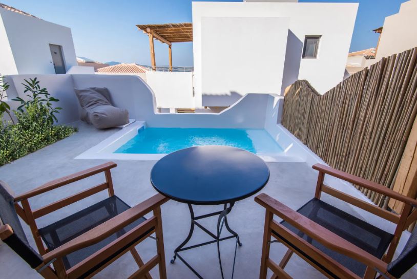 Suite with Private Pool