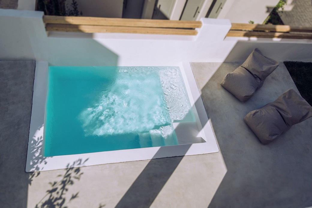 Double with Private Pool