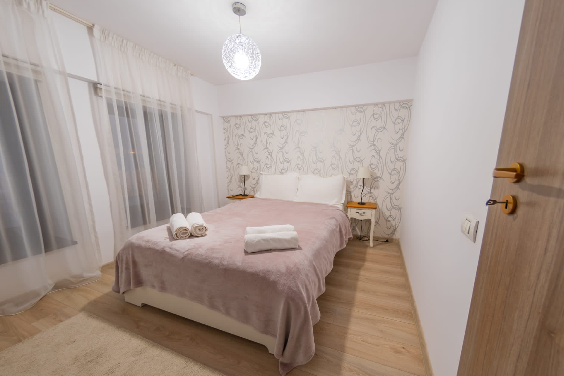 Apartment Capacity 1