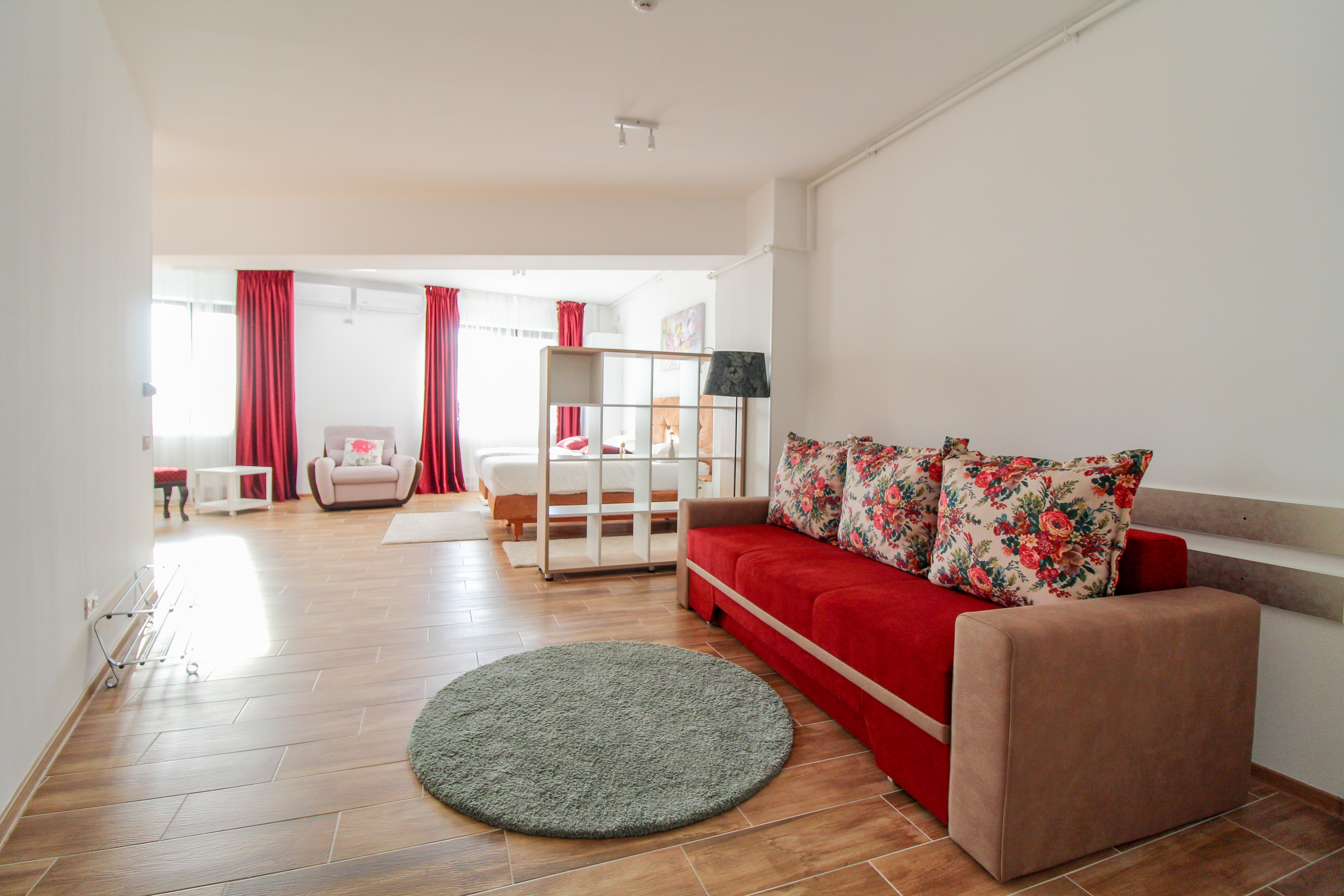 Apartment Capacity 1