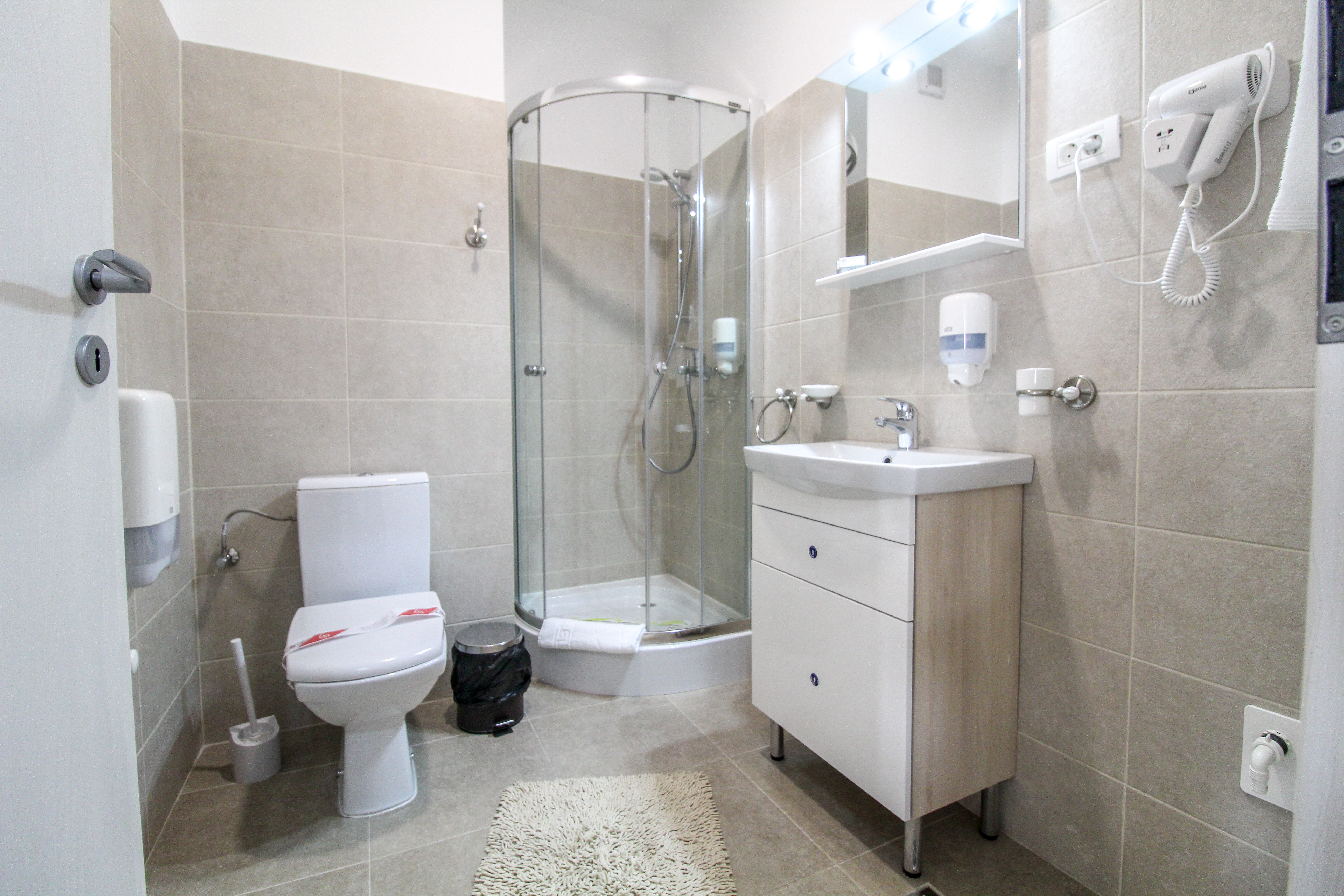 Apartment Capacity 1