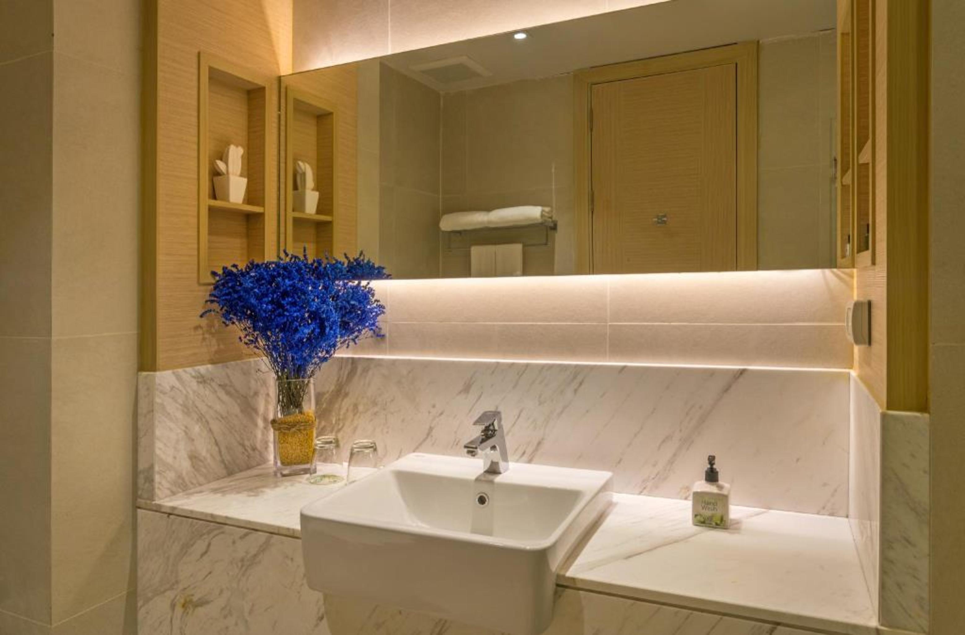 Double or Twin Deluxe Pool View