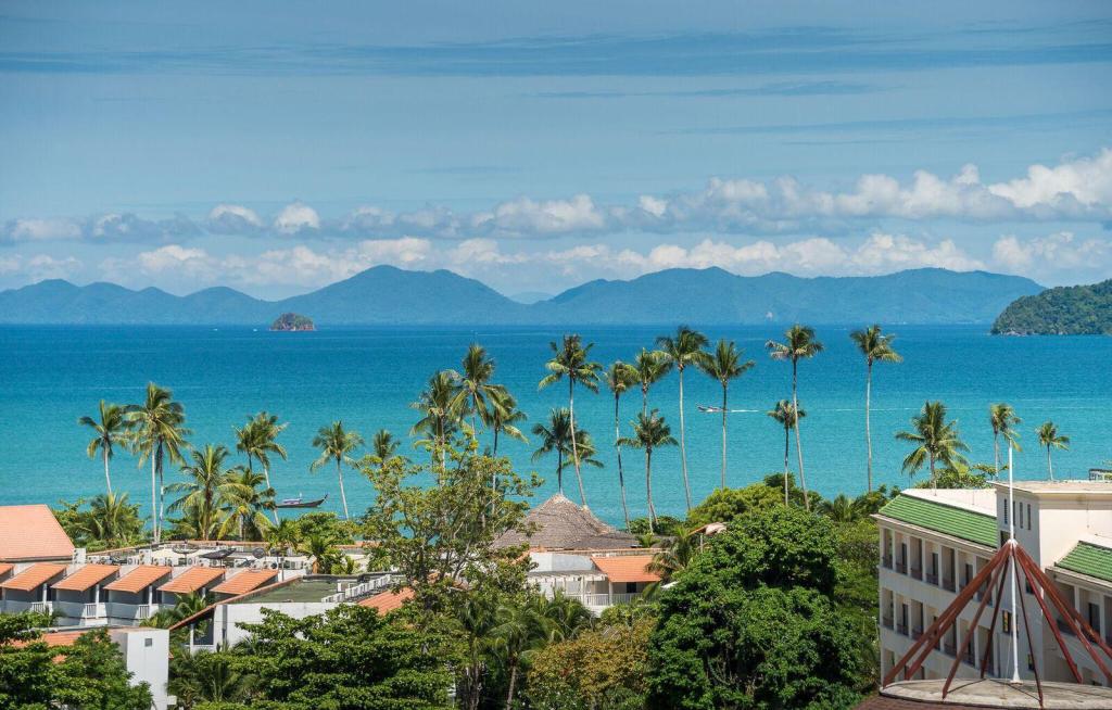 Double Deluxe Sea View with Balcony