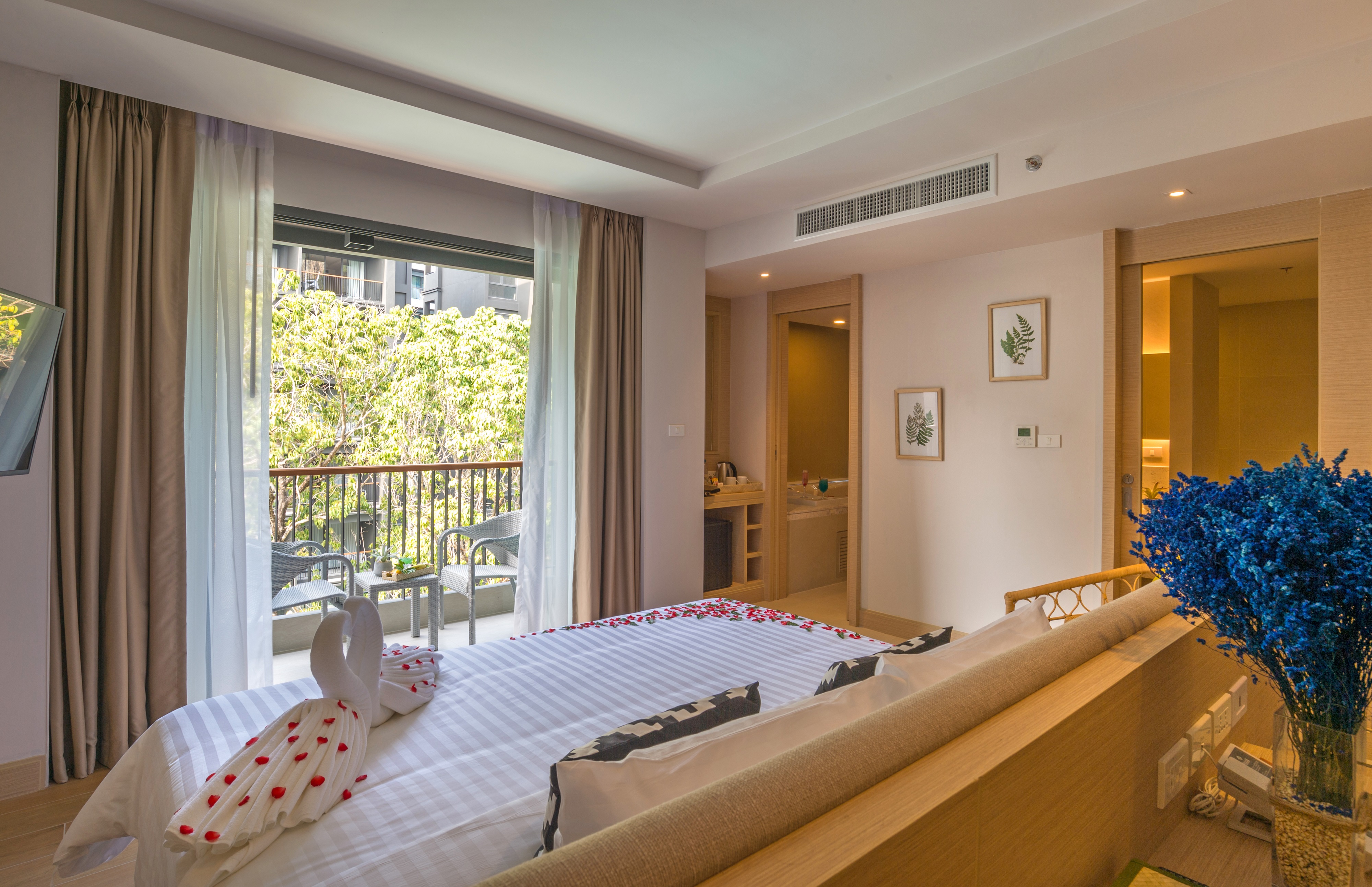 Double Deluxe Premier