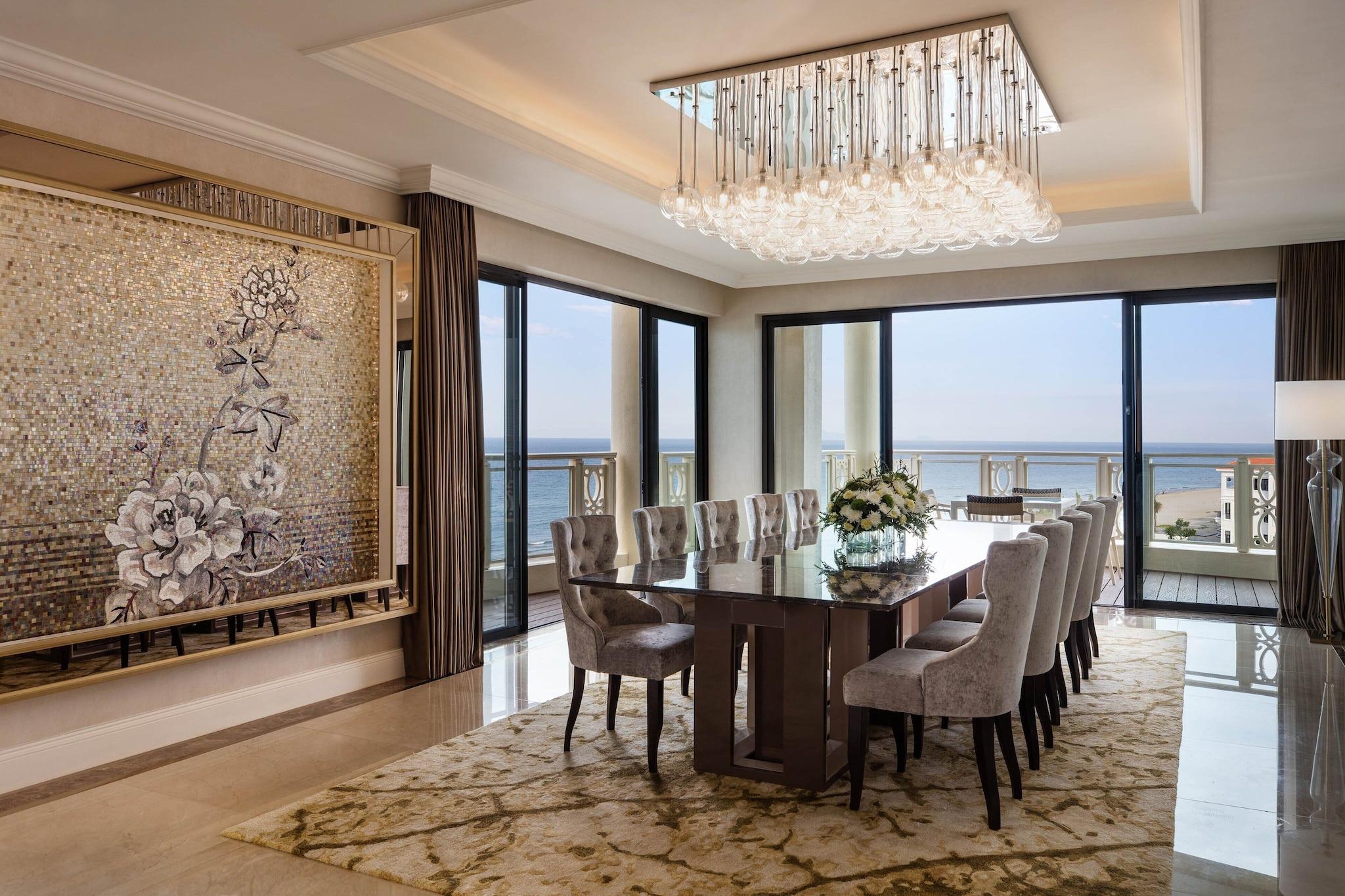 Suite King Bed Two Bedrooms