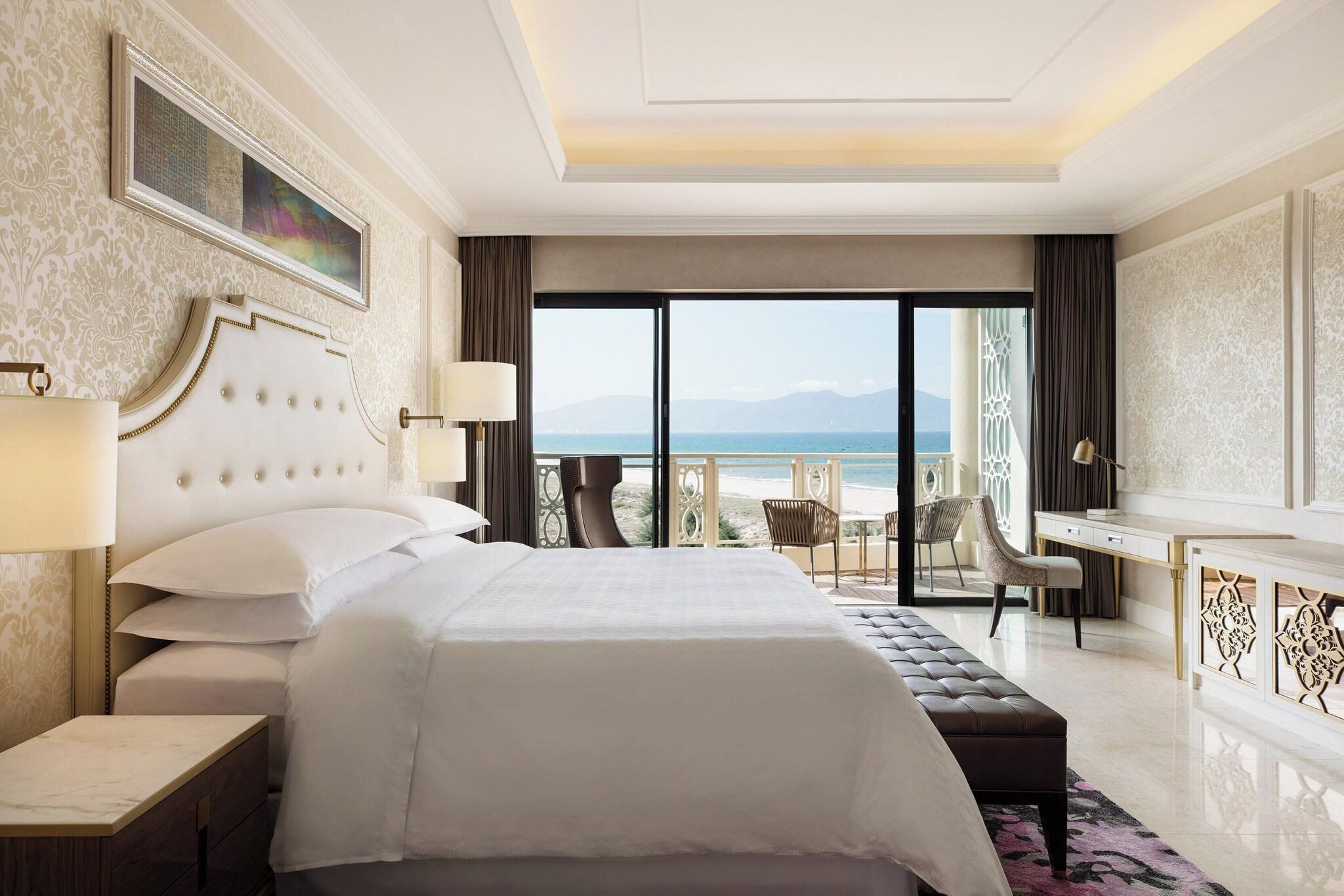 Double Partial Sea View