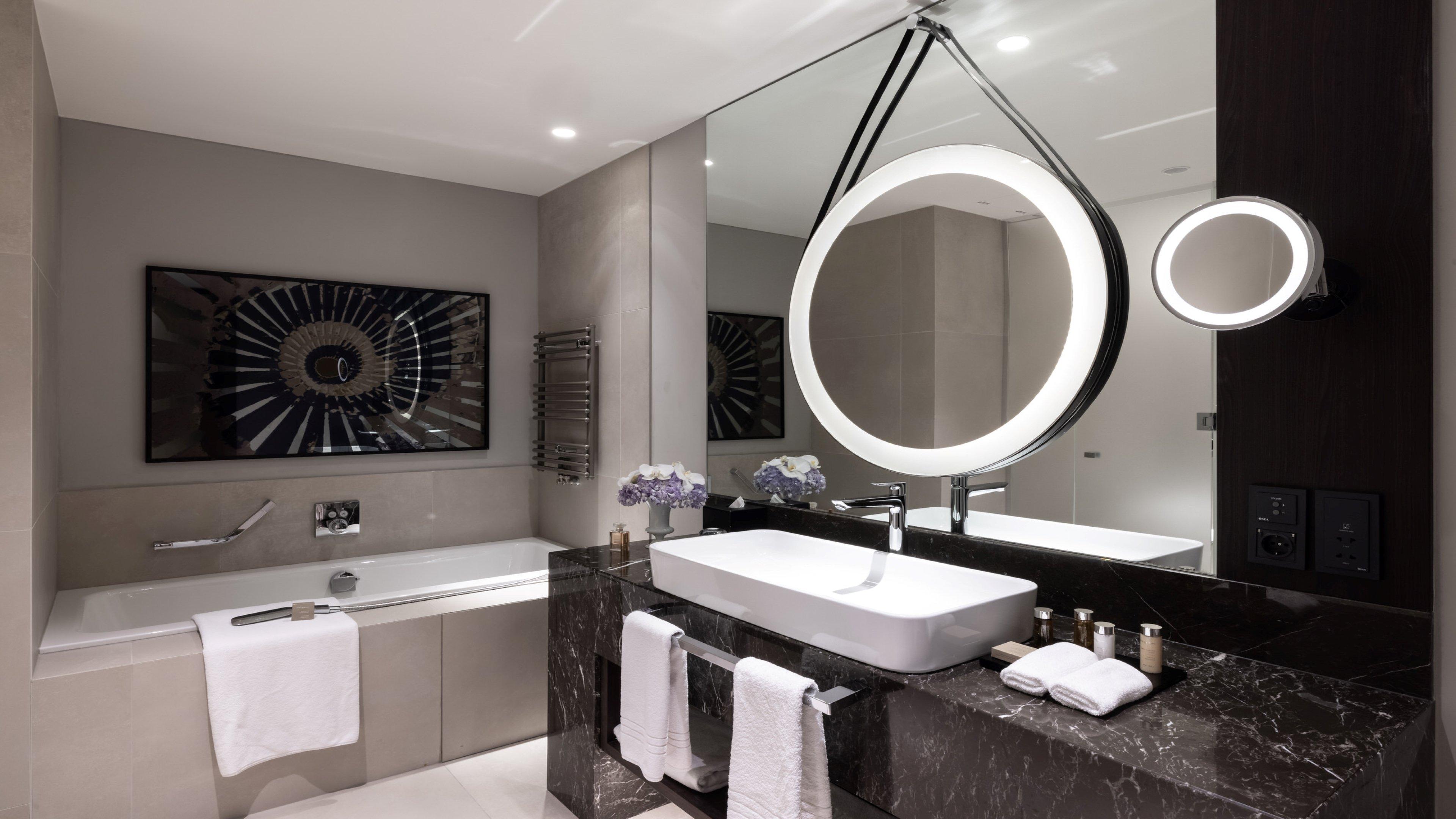 Junior Suite King Size Bed