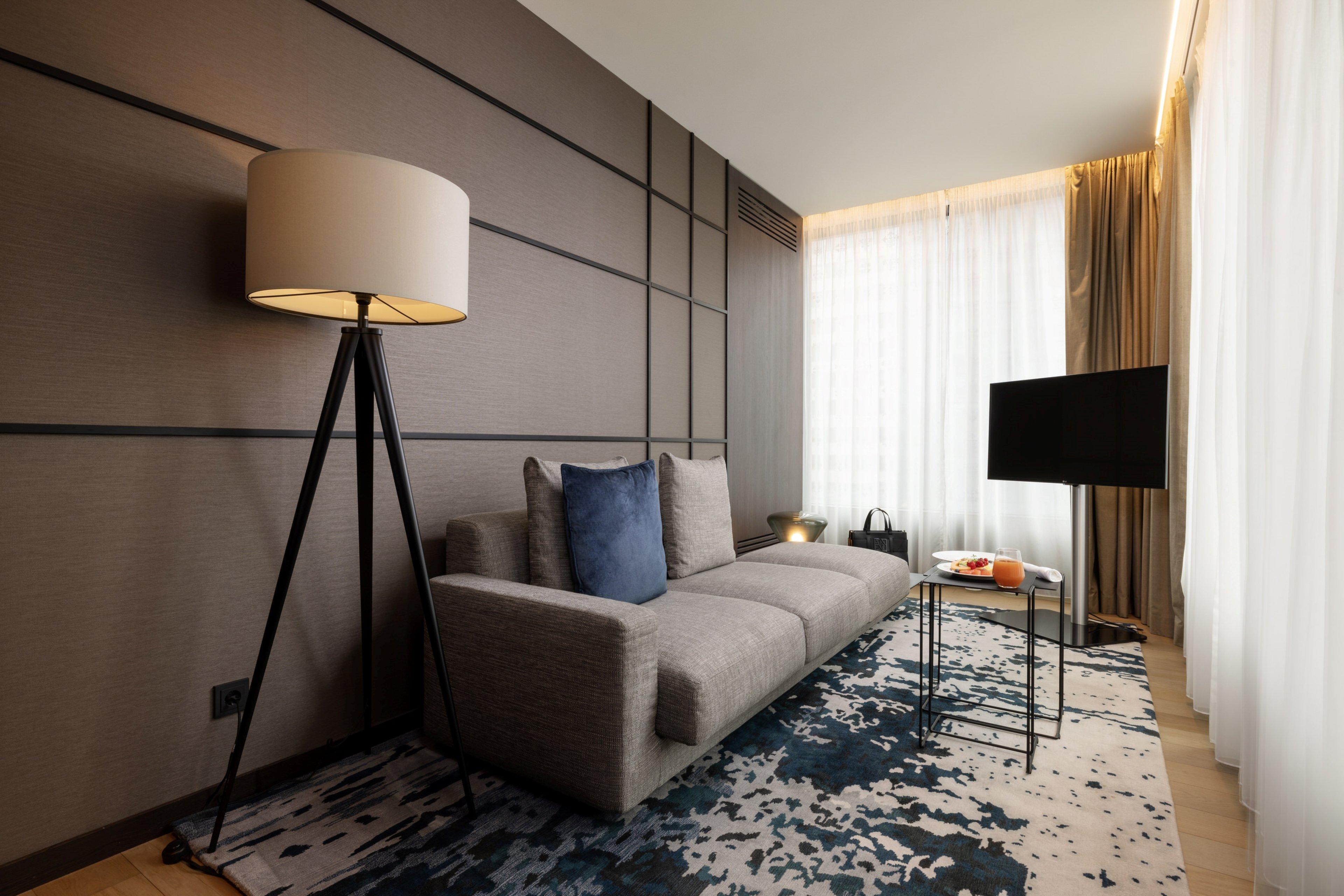 Junior Suite King Size Bed