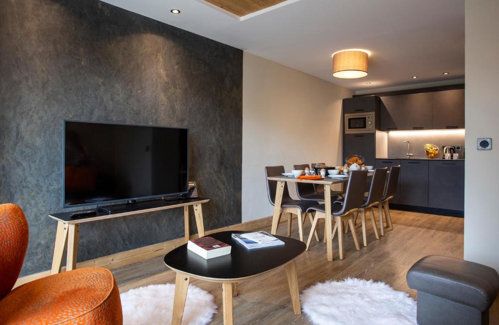 Apartment Three Bedrooms