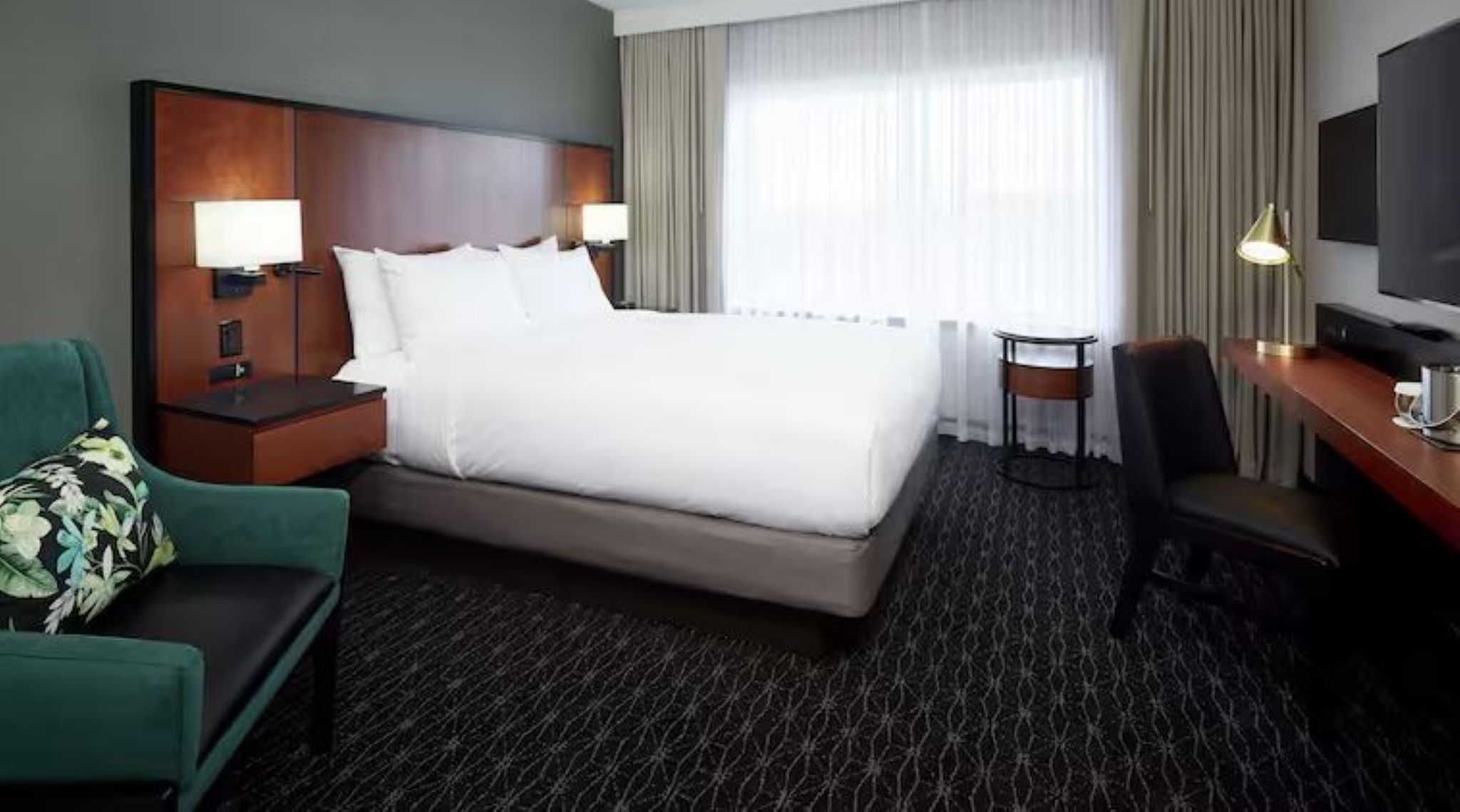 Double Queen Size Bed