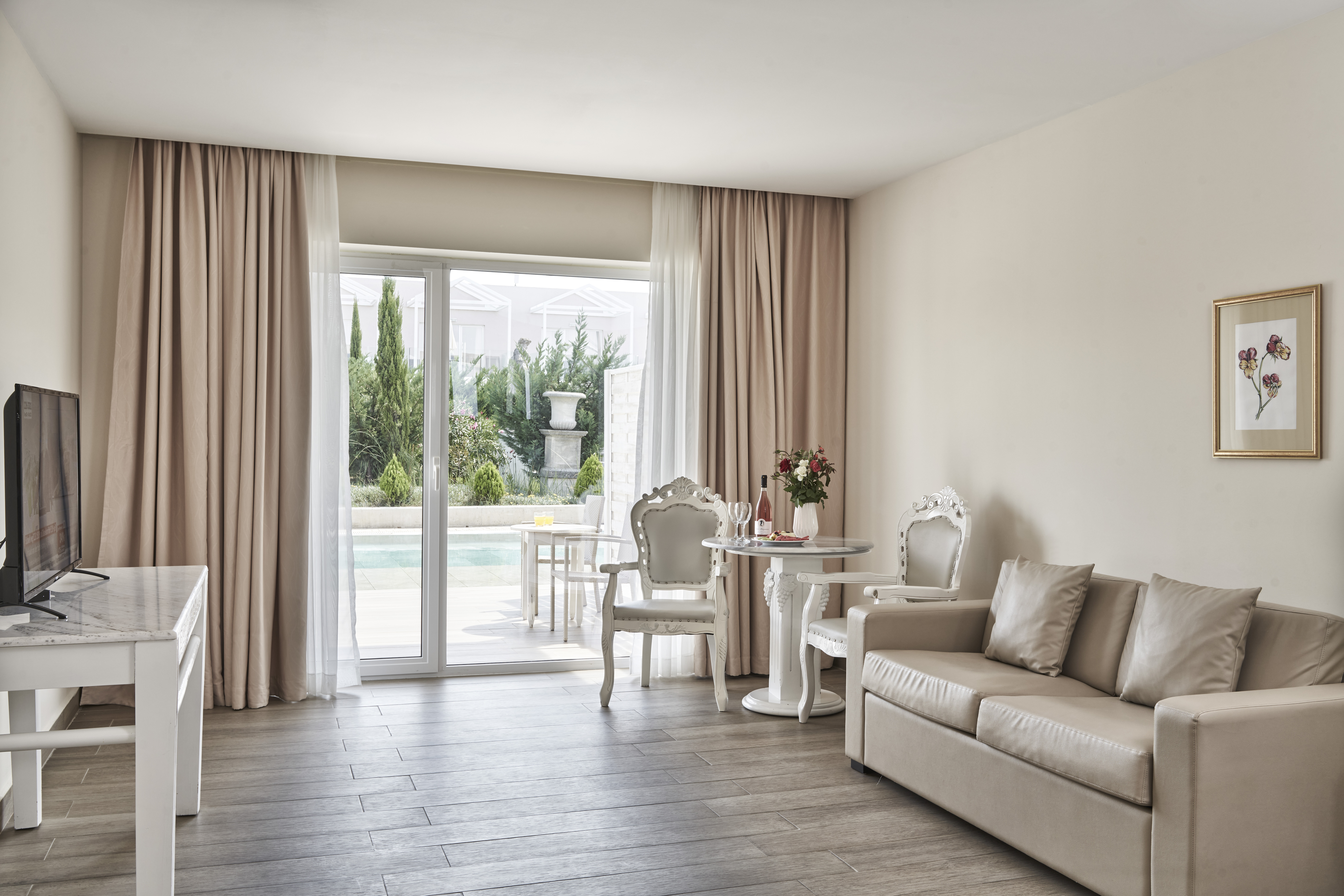 Junior Suite Standard