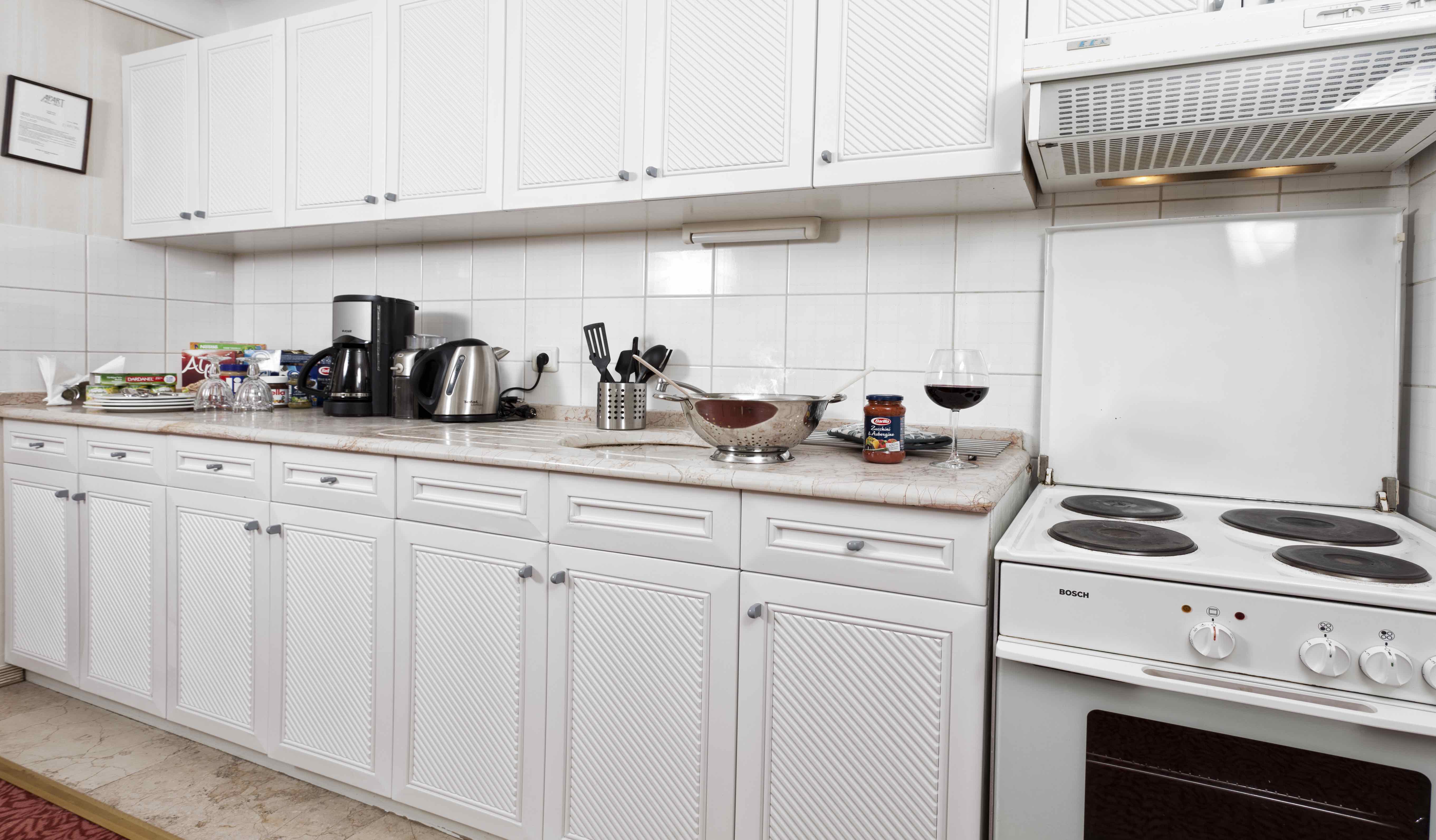 Apartment Connecting Room