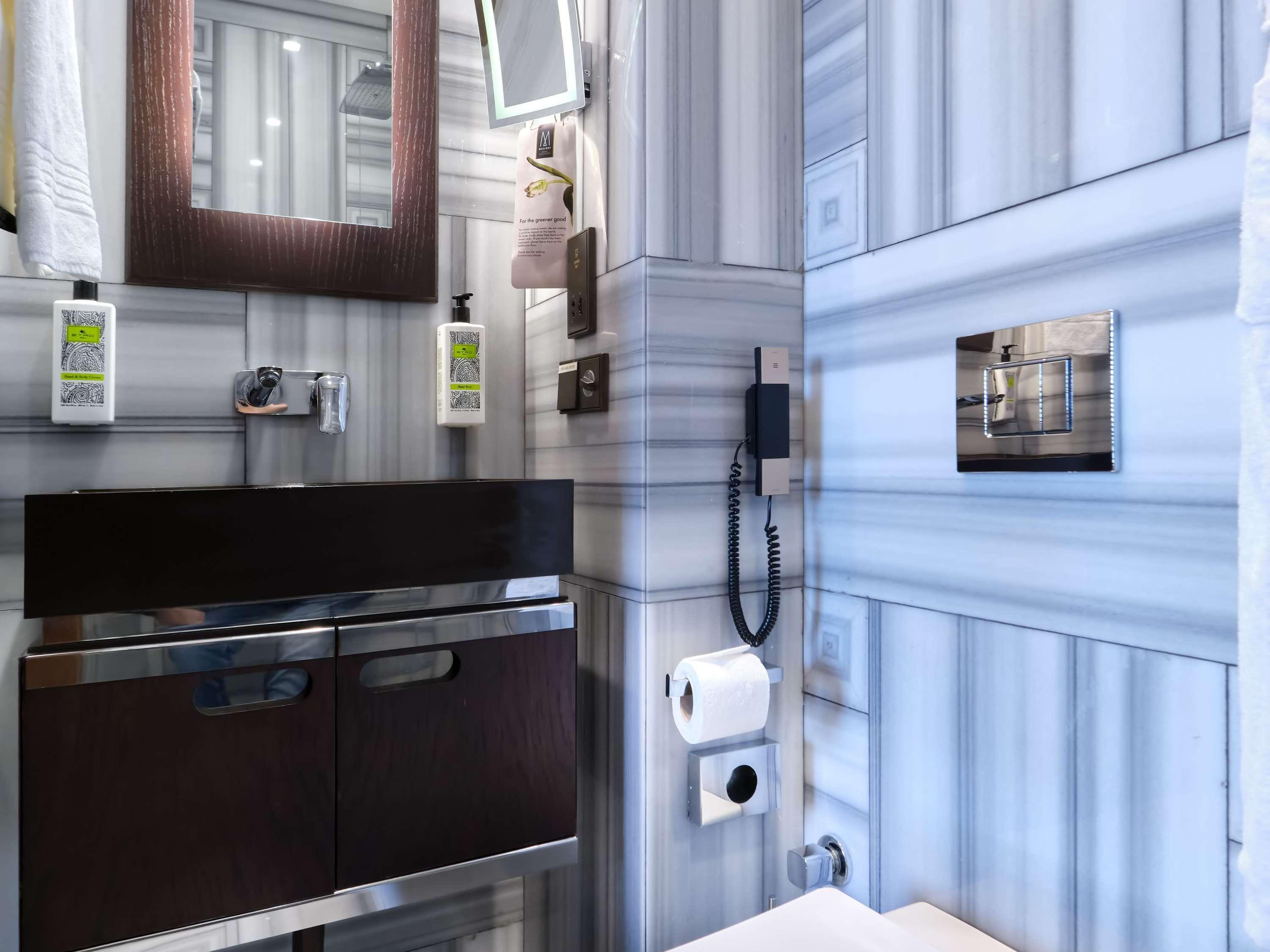 Junior Suite with Views